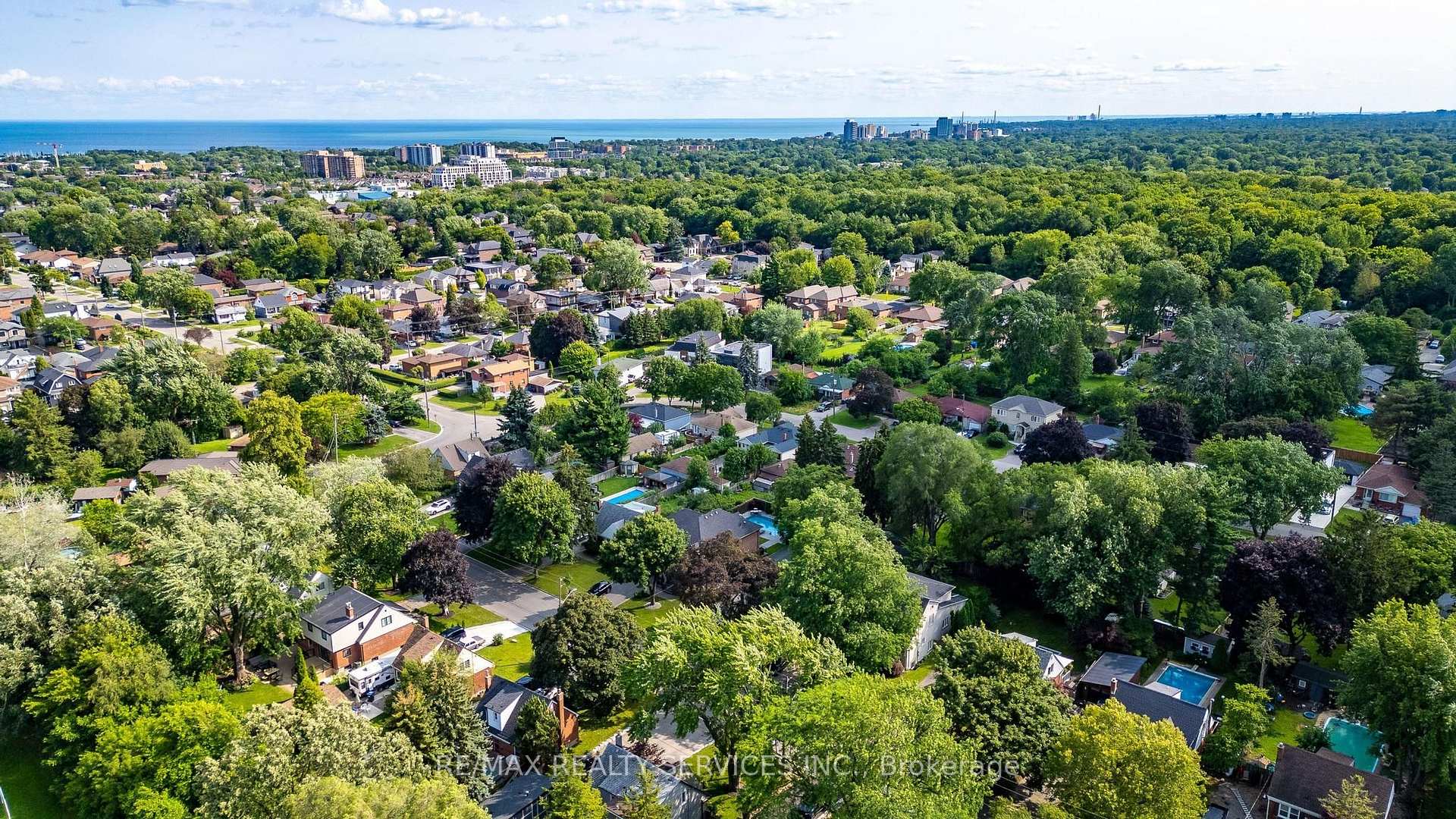 Photo 42 of 1544 Alexandra Boulevard, Mississauga, Lakeview — HOMEH