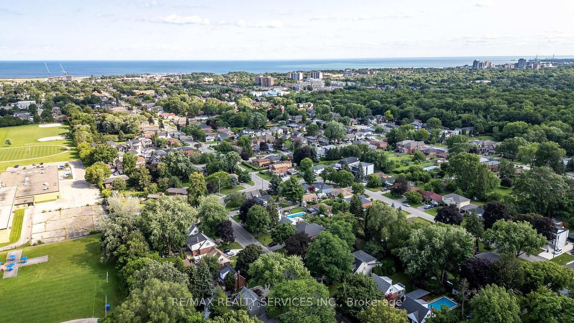Photo 51 of 1544 Alexandra Boulevard, Mississauga, Lakeview — HOMEH