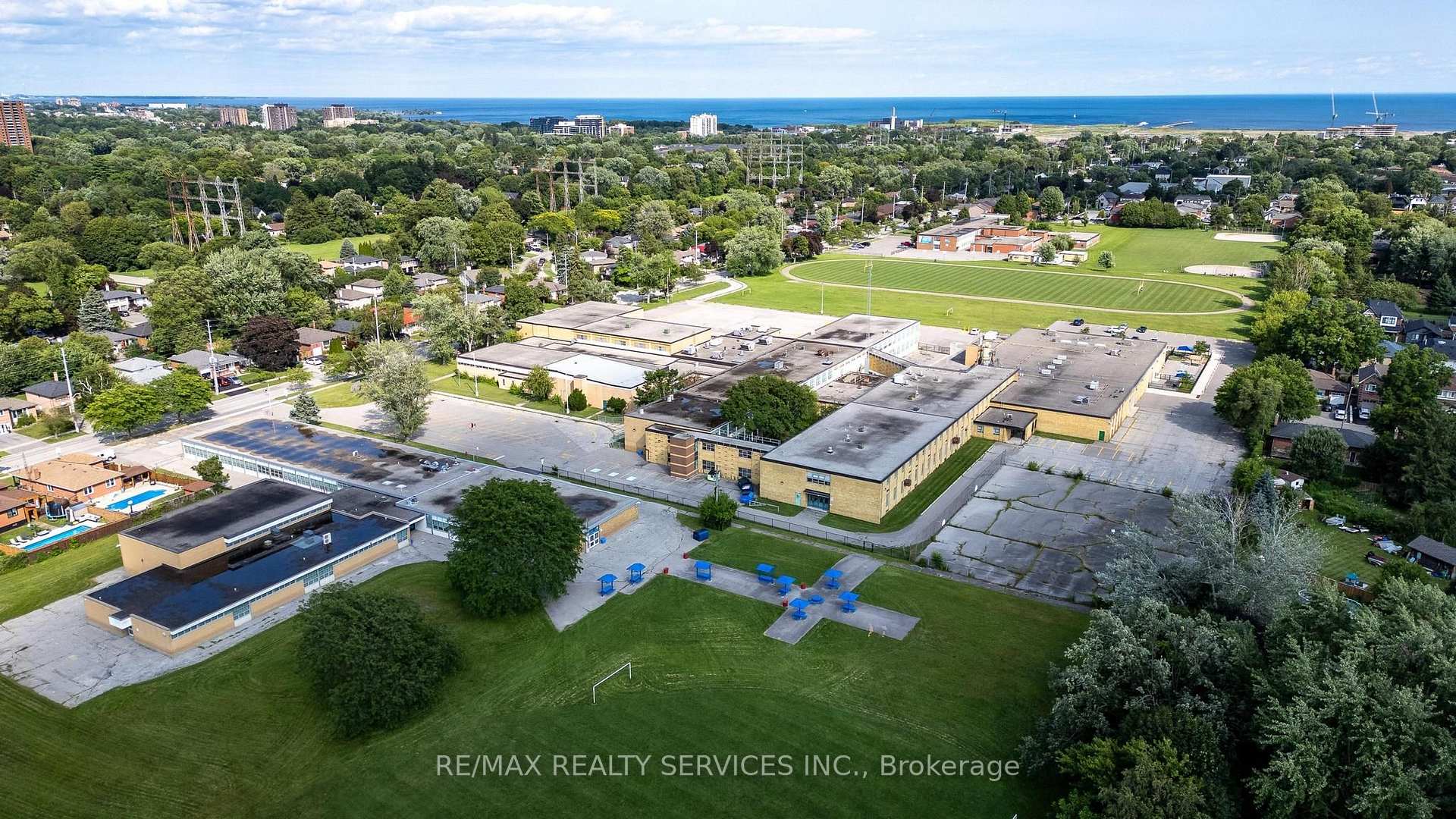 Photo 52 of 1544 Alexandra Boulevard, Mississauga, Lakeview — HOMEH