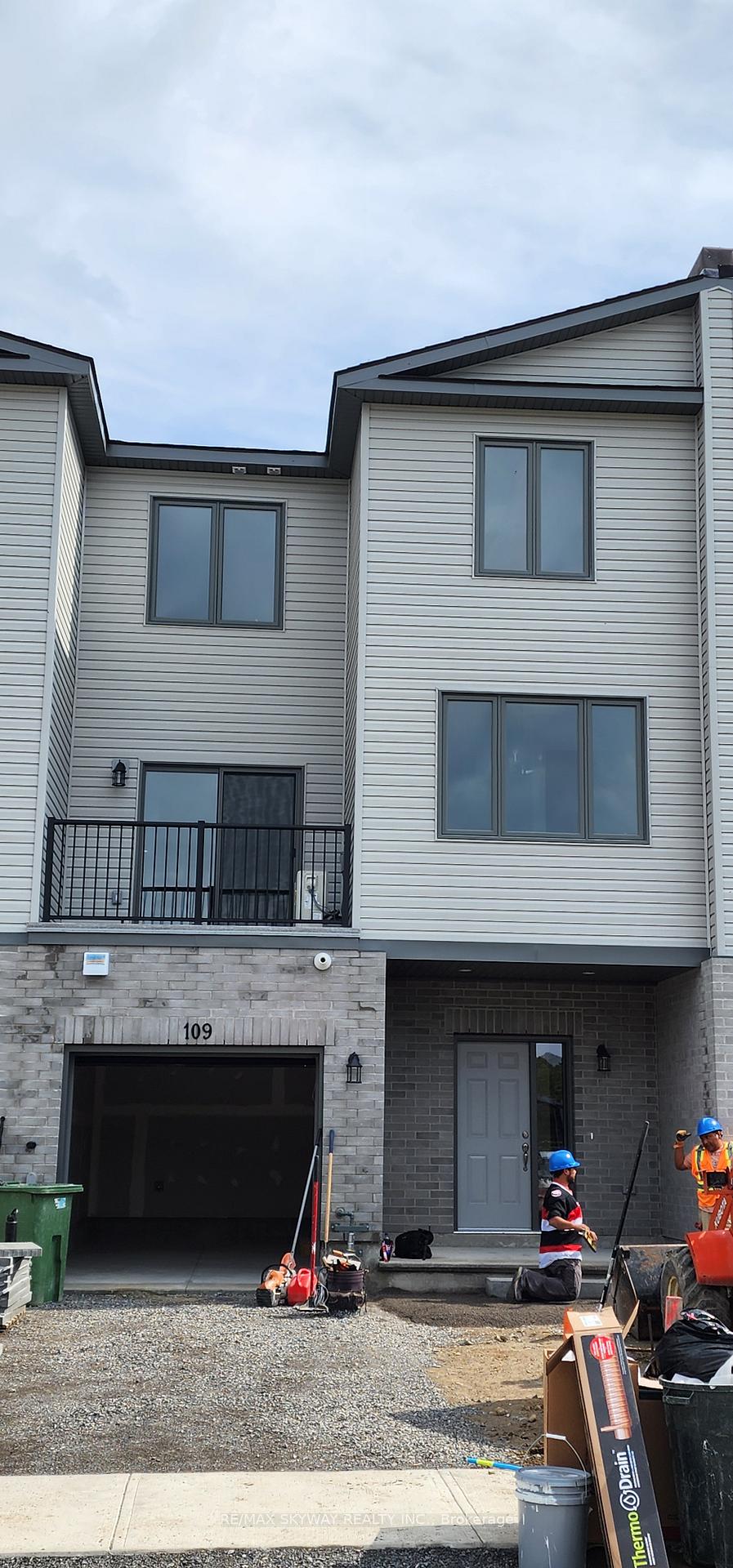Photo 1 of 109 Buchanan Avenue, Prince Edward County, Picton Ward — HOMEH
