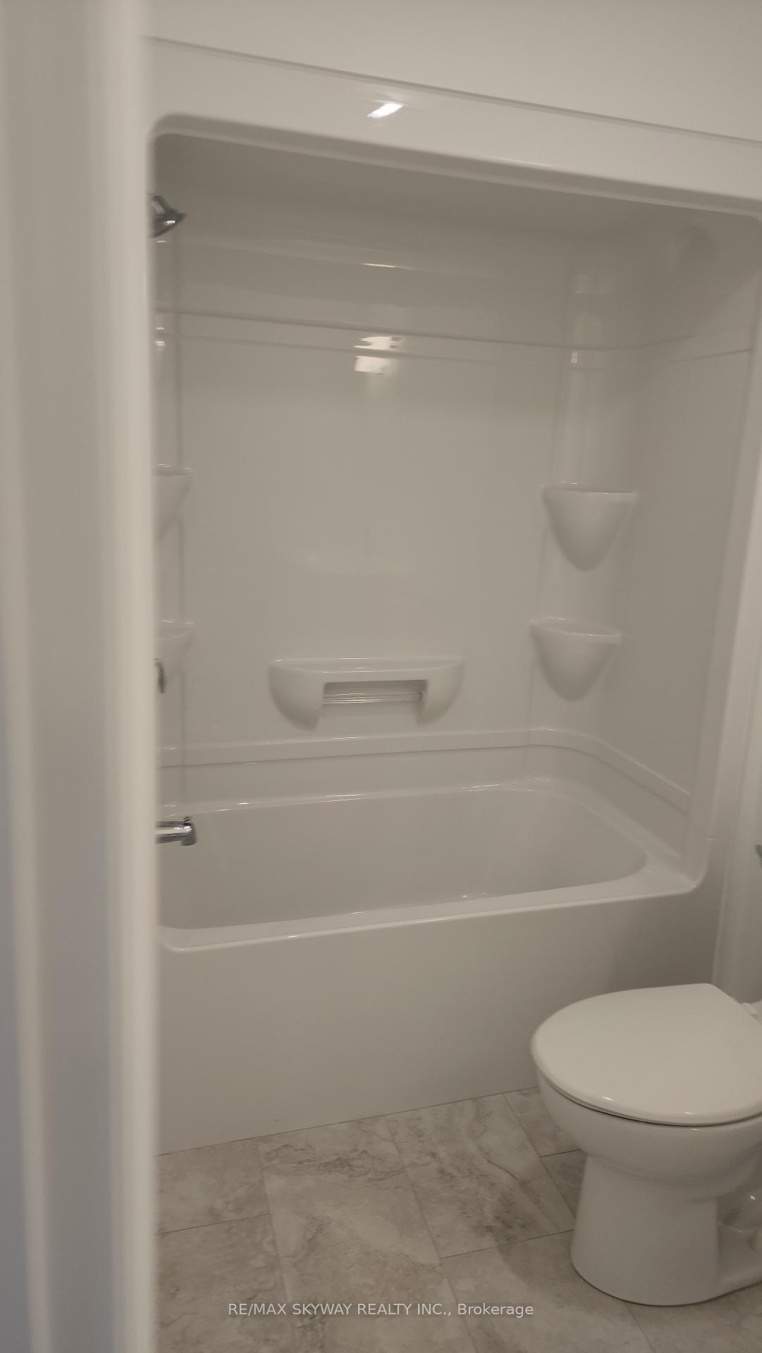 Photo 8 of 109 Buchanan Avenue, Prince Edward County, Picton Ward — HOMEH