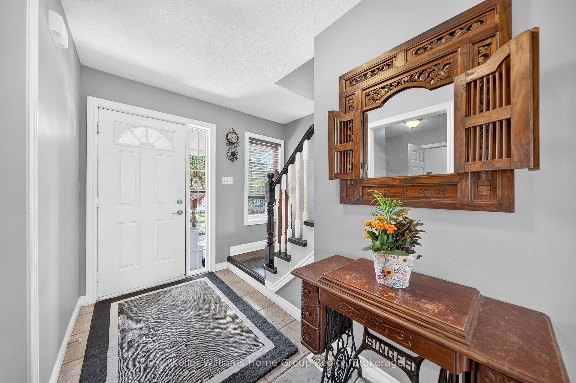 Photo 12 of 479 Doon S Drive E, Kitchener, Doon South — HOMEH