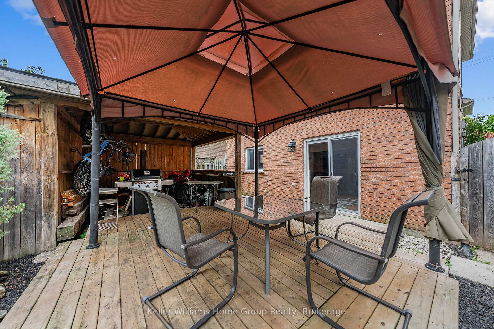 Photo 32 of 479 Doon S Drive E, Kitchener, Doon South — HOMEH