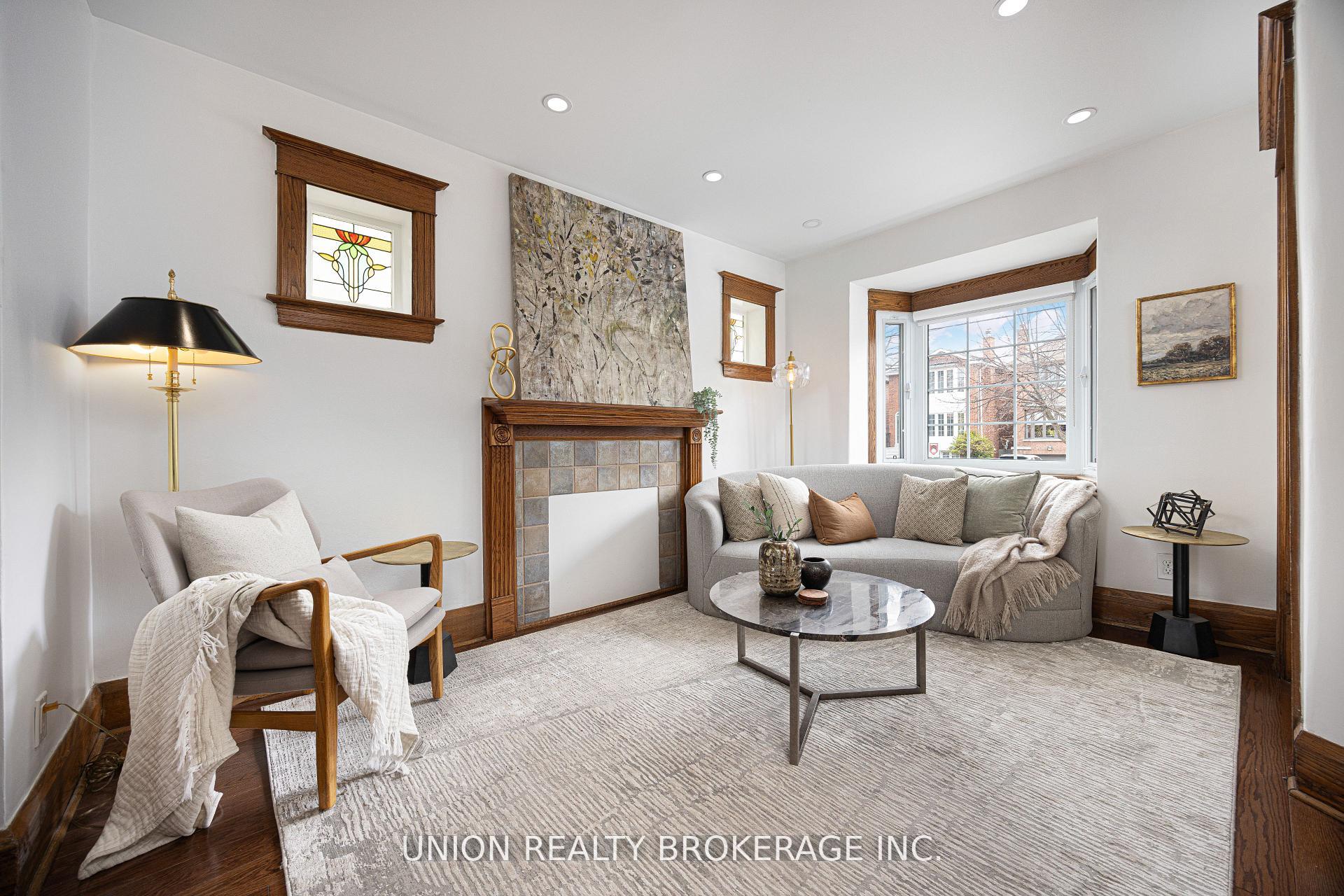 Photo 4 of 154 Blantyre Avenue, Scarborough, Birchcliffe-Cliffside — HOMEH