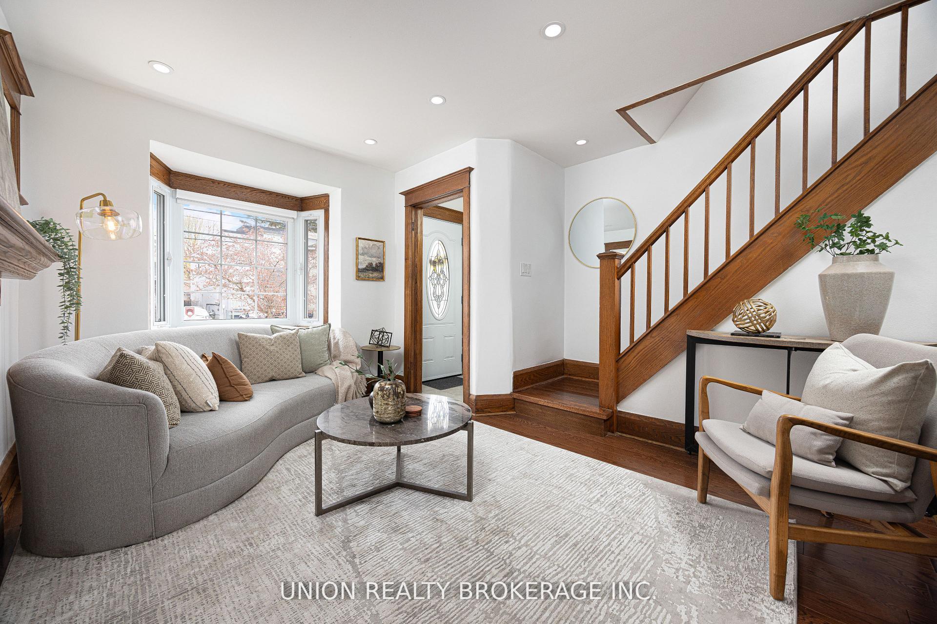 Photo 7 of 154 Blantyre Avenue, Scarborough, Birchcliffe-Cliffside — HOMEH