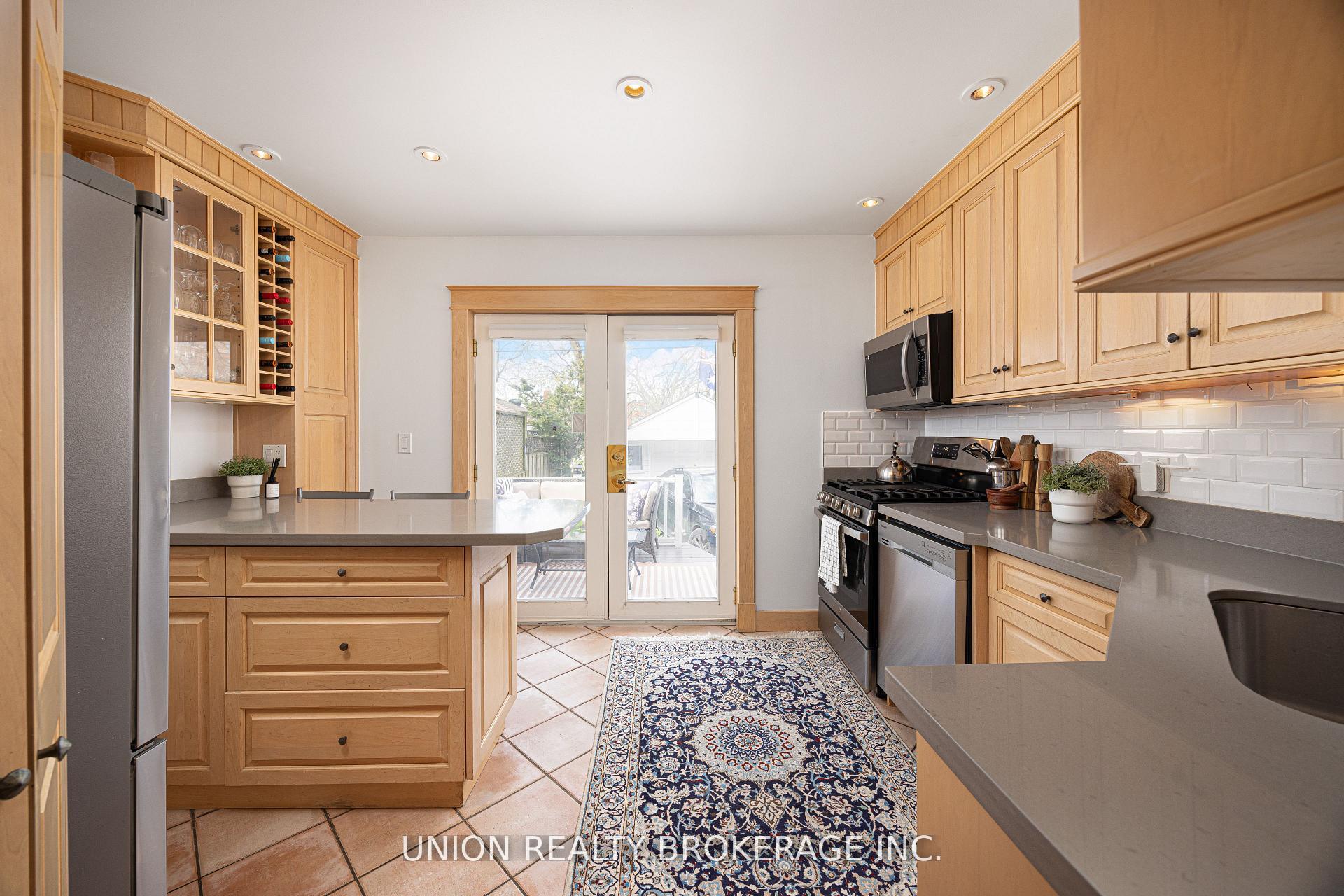 Photo 17 of 154 Blantyre Avenue, Scarborough, Birchcliffe-Cliffside — HOMEH