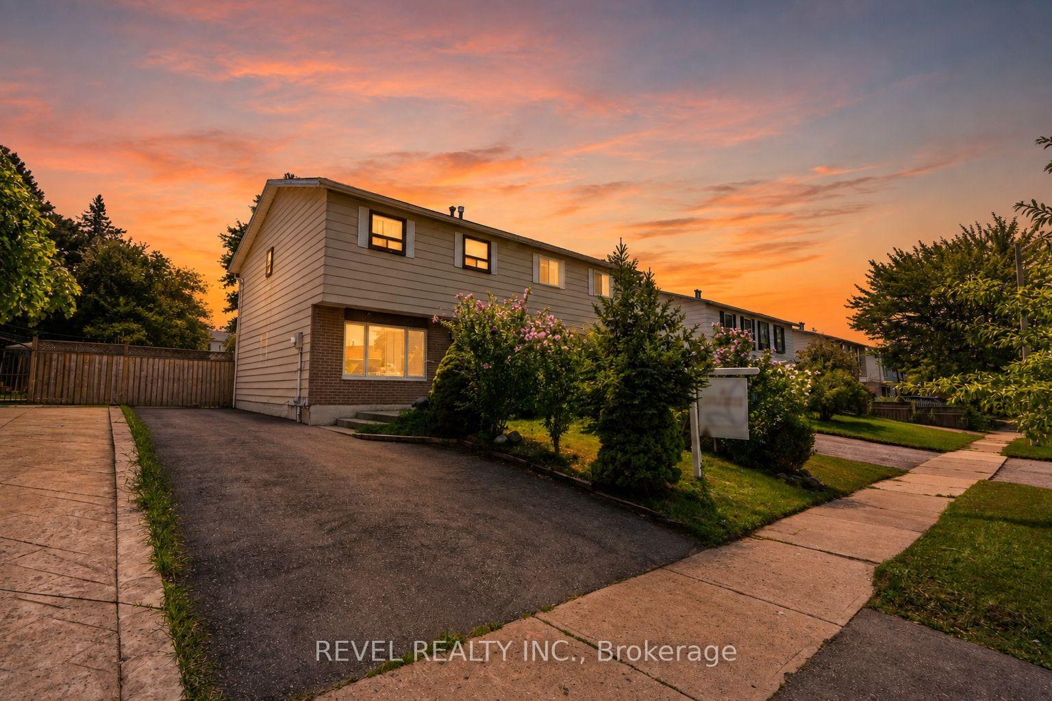 Photo 1 of 24 Bramhall Circle, Brampton, Madoc — HOMEH
