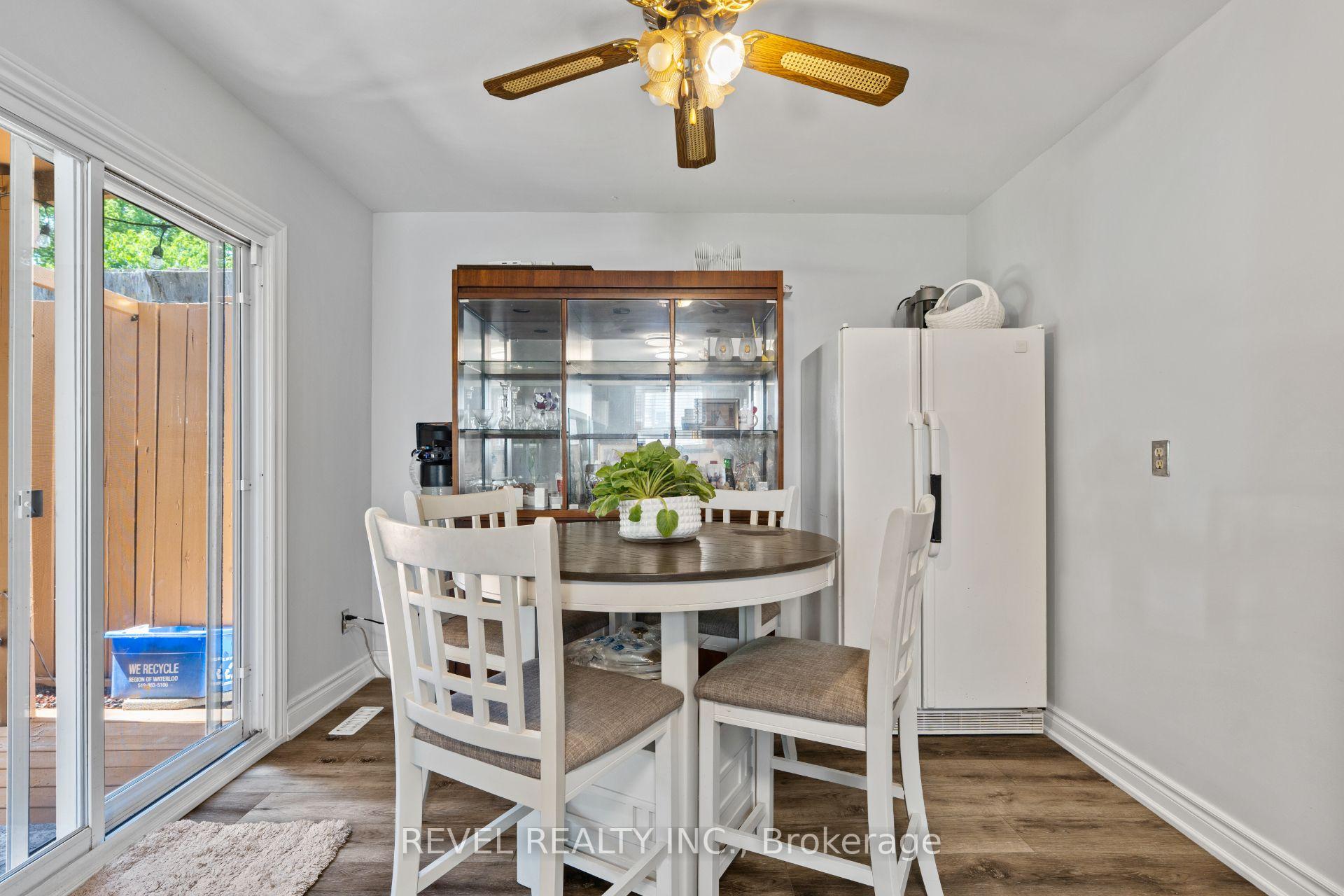 Photo 8 of 24 Bramhall Circle, Brampton, Madoc — HOMEH