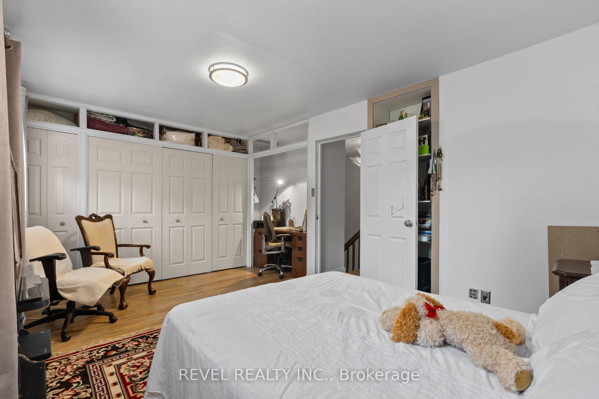 Photo 14 of 24 Bramhall Circle, Brampton, Madoc — HOMEH