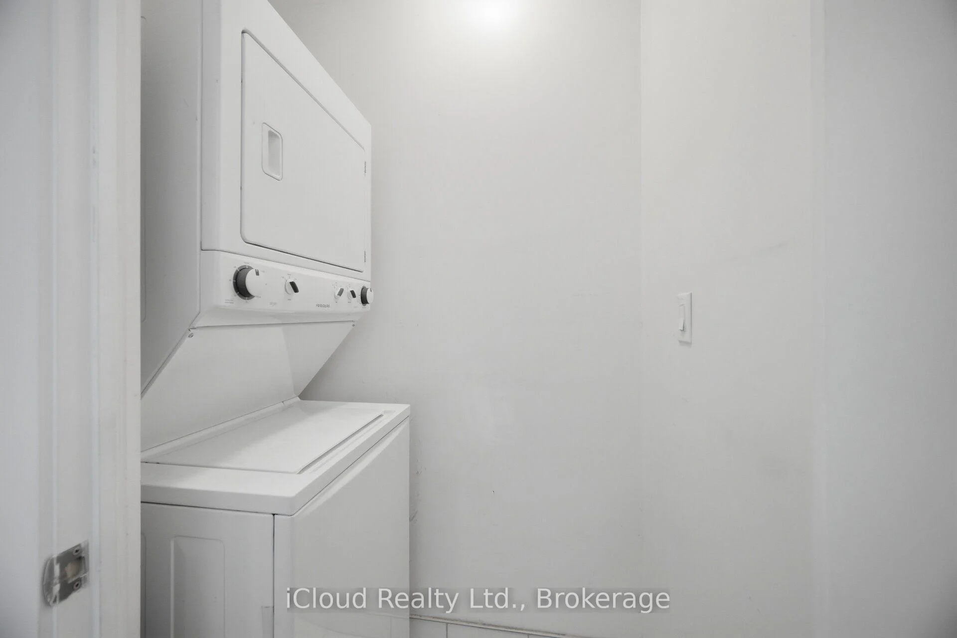 Photo 8 of Unit 311, 70 Forest Manor Road, North York, Henry Farm — HOMEH