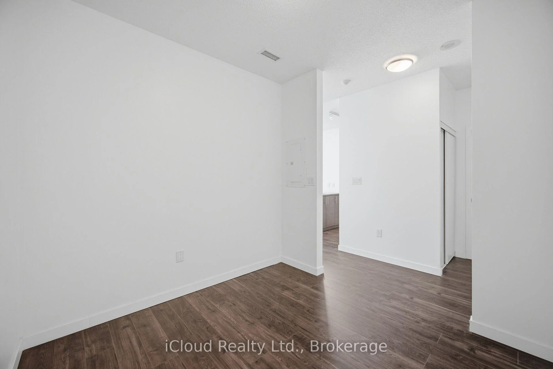 Photo 9 of Unit 311, 70 Forest Manor Road, North York, Henry Farm — HOMEH