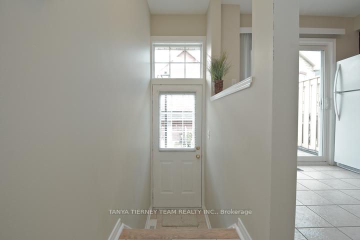 Photo 3 of Unit 6, 1775 Valley Farm Road, Pickering, Town Centre — HOMEH