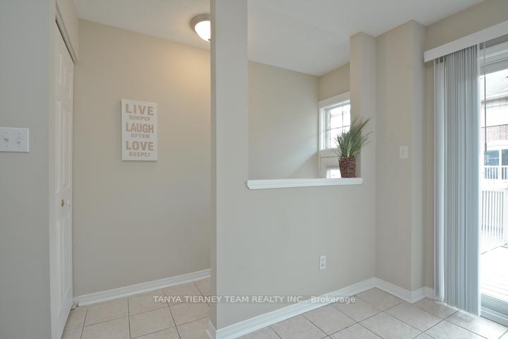 Photo 4 of Unit 6, 1775 Valley Farm Road, Pickering, Town Centre — HOMEH