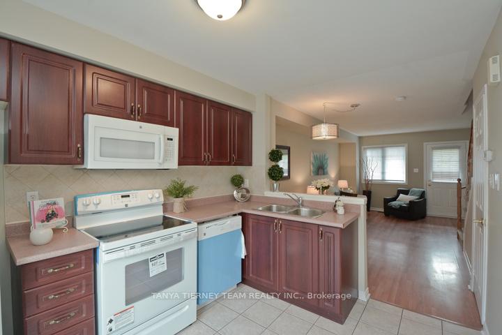 Photo 9 of Unit 6, 1775 Valley Farm Road, Pickering, Town Centre — HOMEH