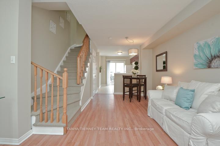 Photo 16 of Unit 6, 1775 Valley Farm Road, Pickering, Town Centre — HOMEH