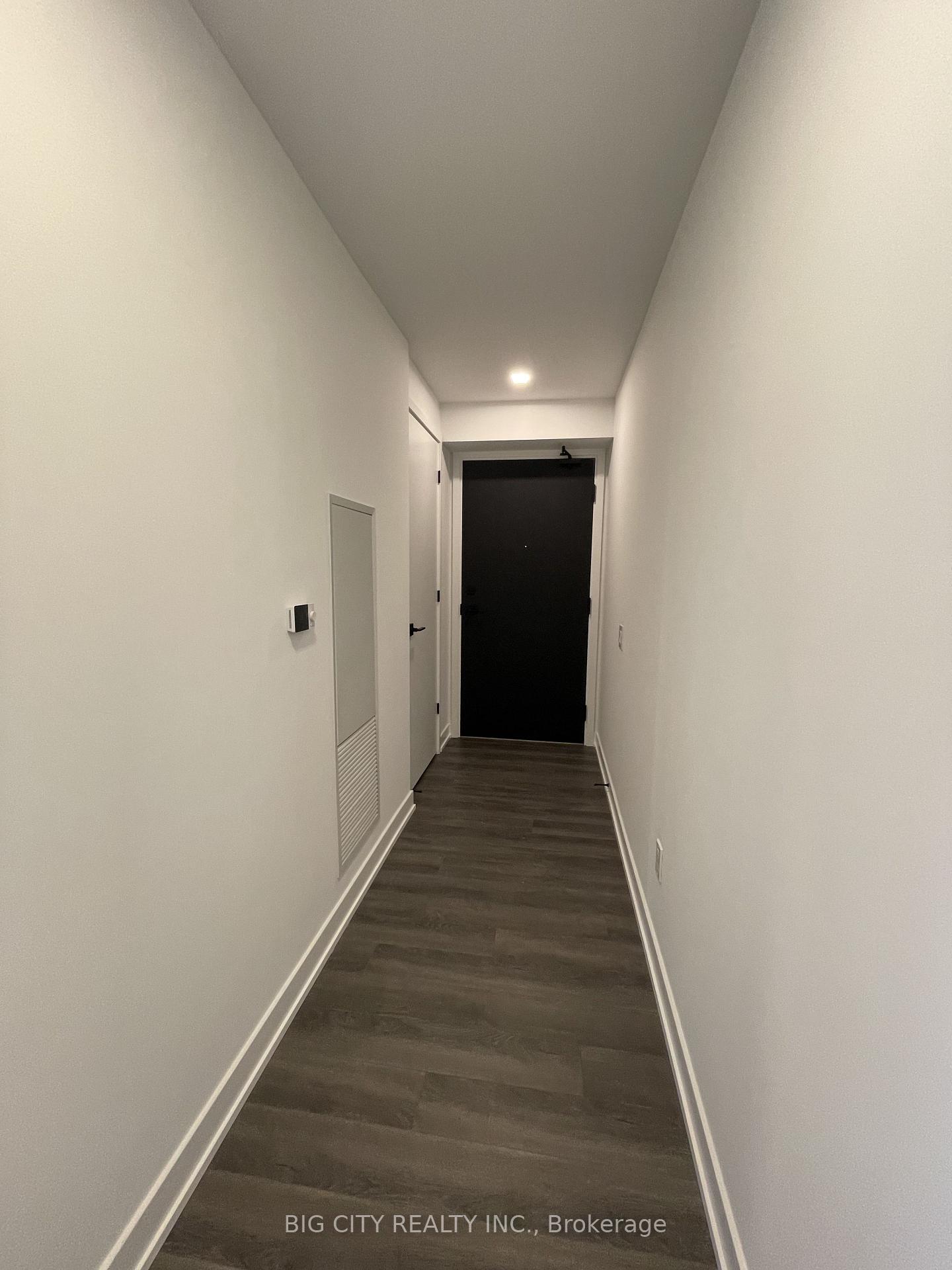 Photo 3 of Unit 4402, 609 Sherbourne Street, Toronto, North St. James Town — HOMEH