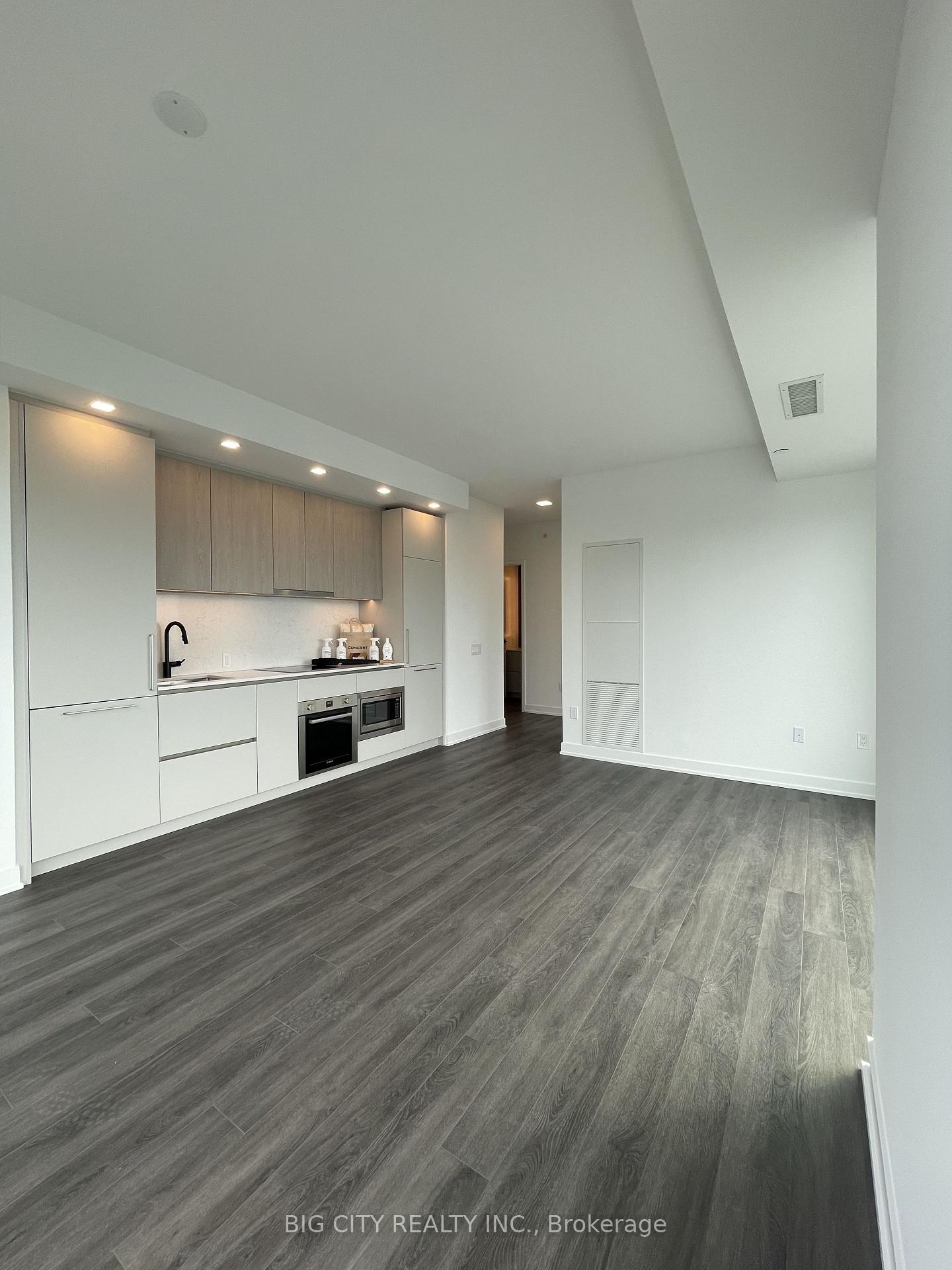 Photo 5 of Unit 4402, 609 Sherbourne Street, Toronto, North St. James Town — HOMEH