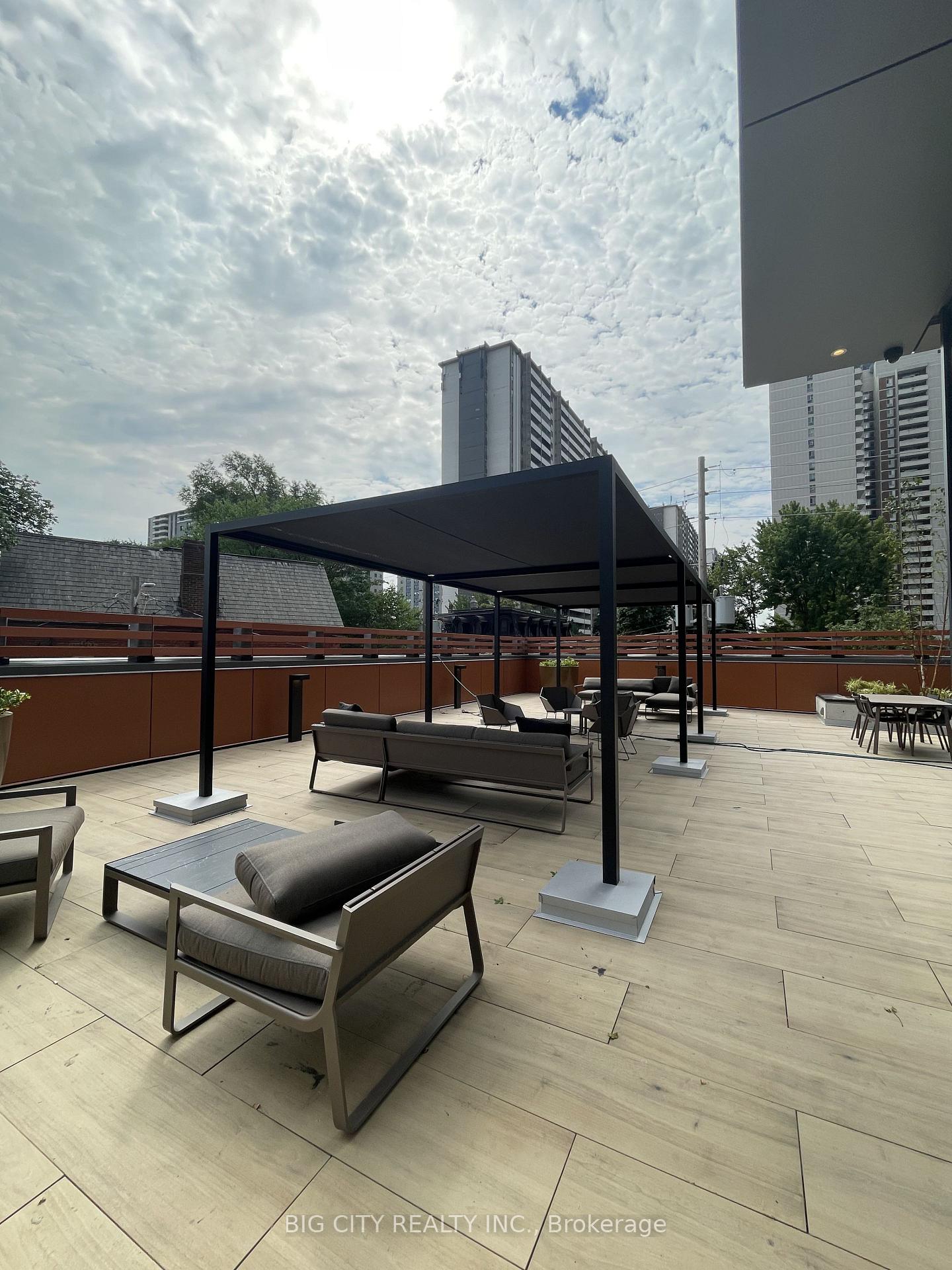 Photo 17 of Unit 4402, 609 Sherbourne Street, Toronto, North St. James Town — HOMEH