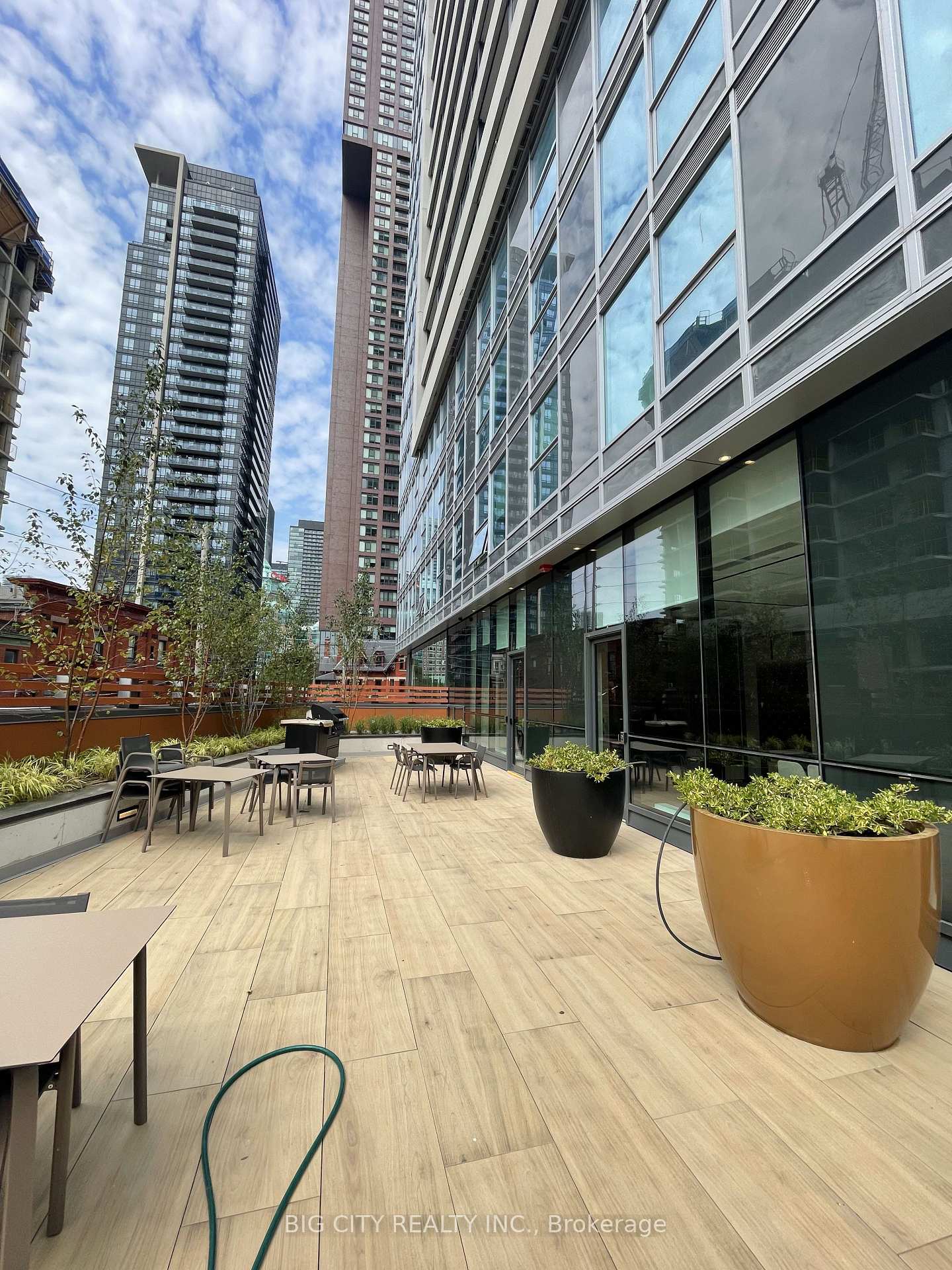 Photo 18 of Unit 4402, 609 Sherbourne Street, Toronto, North St. James Town — HOMEH