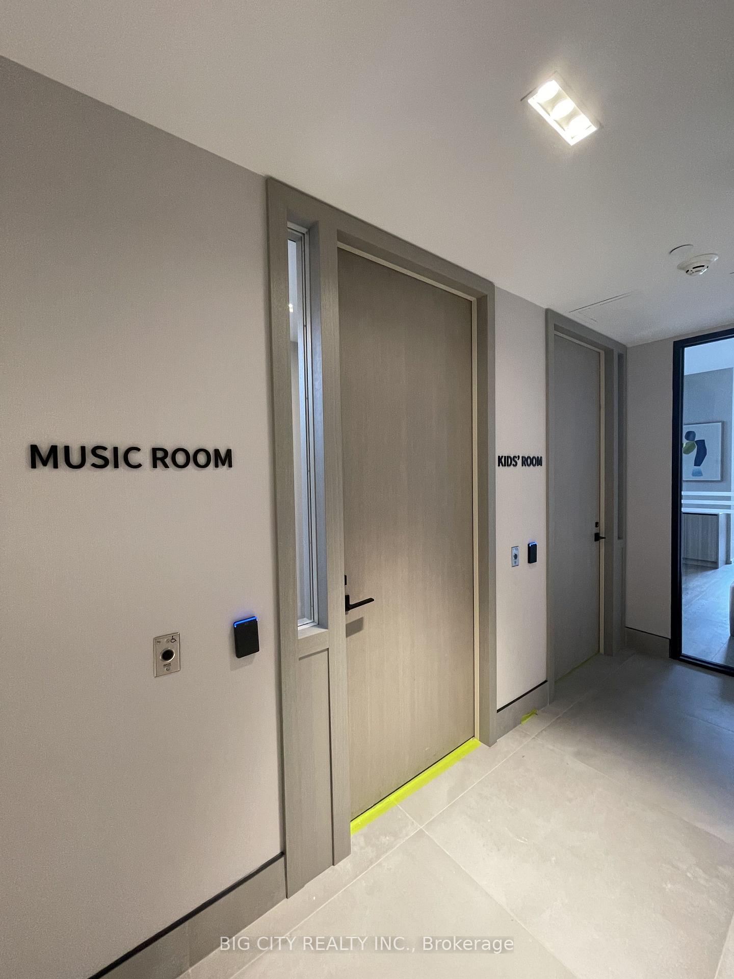 Photo 23 of Unit 4402, 609 Sherbourne Street, Toronto, North St. James Town — HOMEH