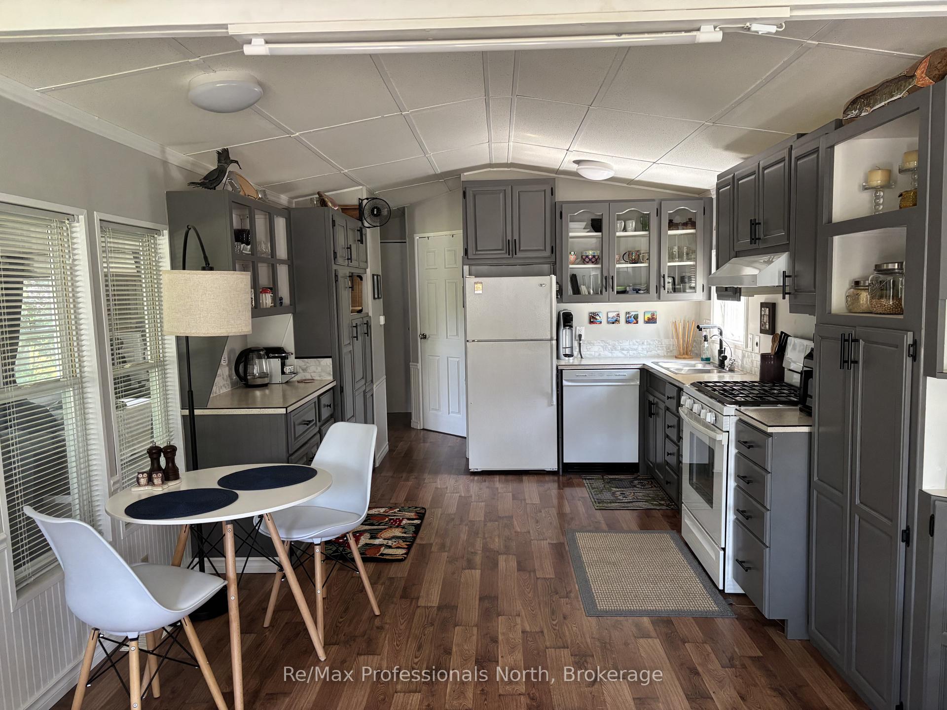 Photo 8 of Unit 98, 1007 Racoon Road, Gravenhurst, Morrison — HOMEH