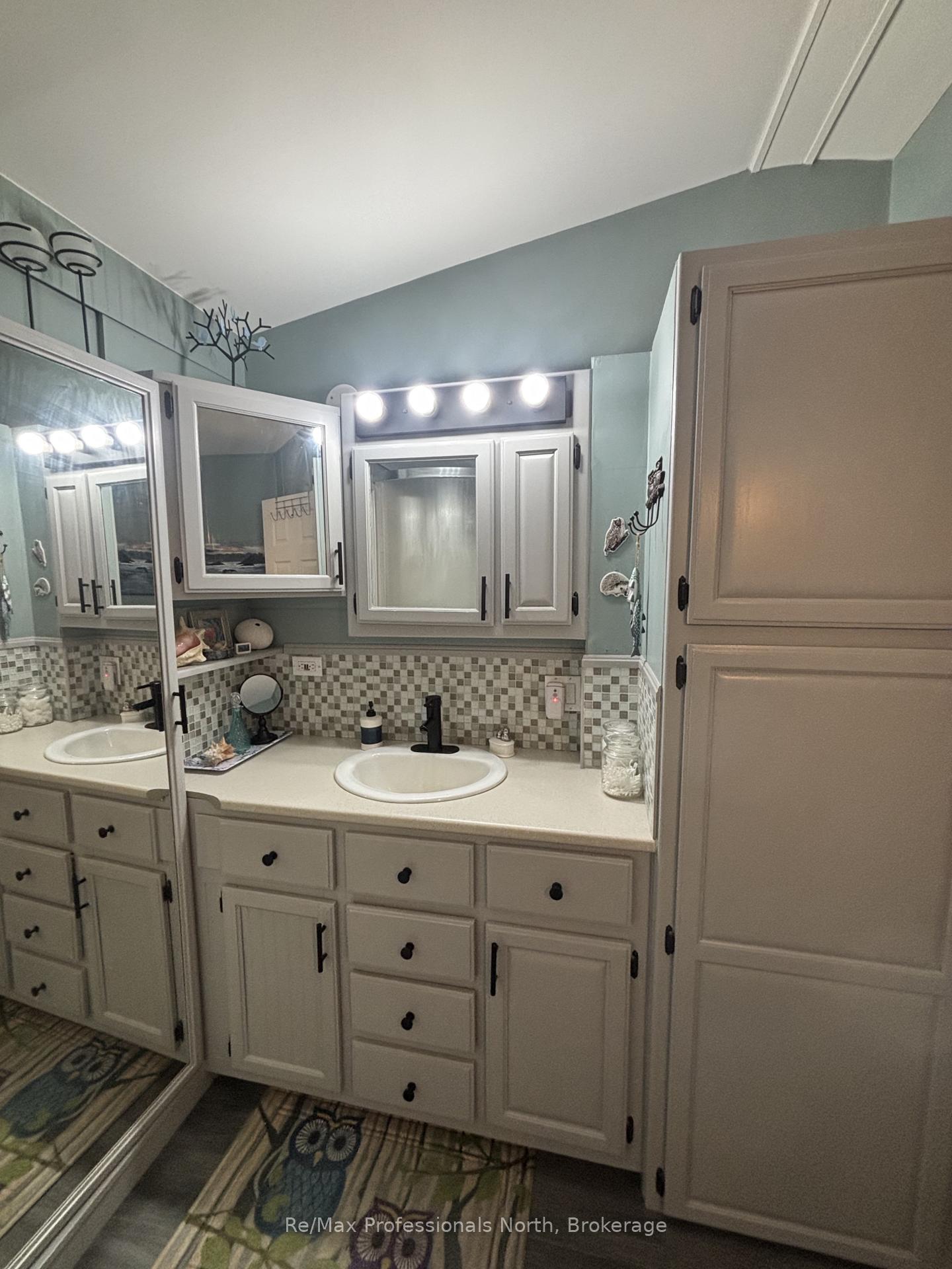 Photo 14 of Unit 98, 1007 Racoon Road, Gravenhurst, Morrison — HOMEH