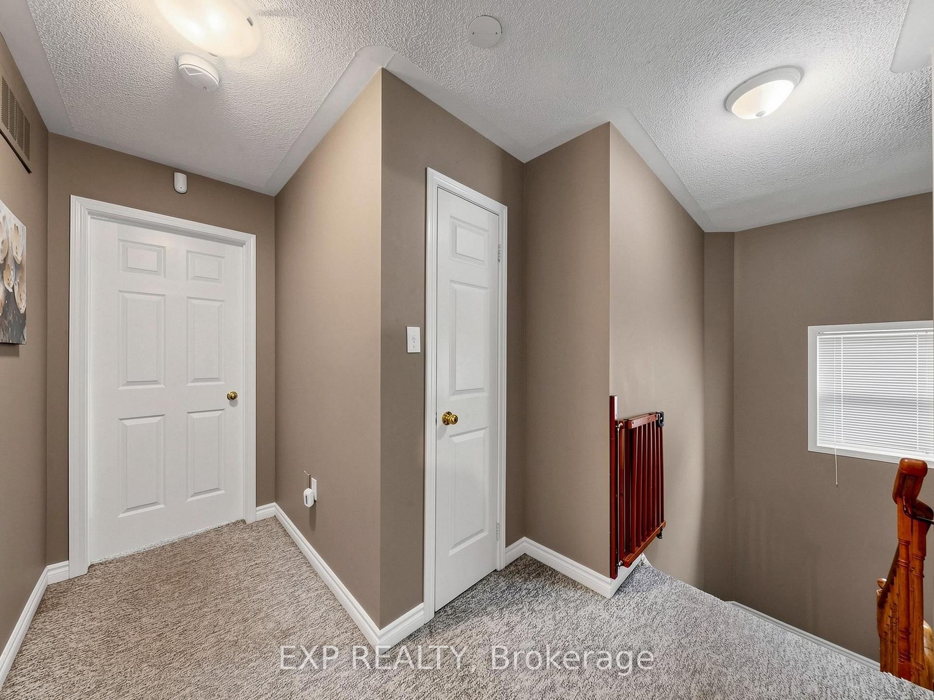 Photo 24 of 33 Wrendale Crescent, Georgina, Keswick South — HOMEH
