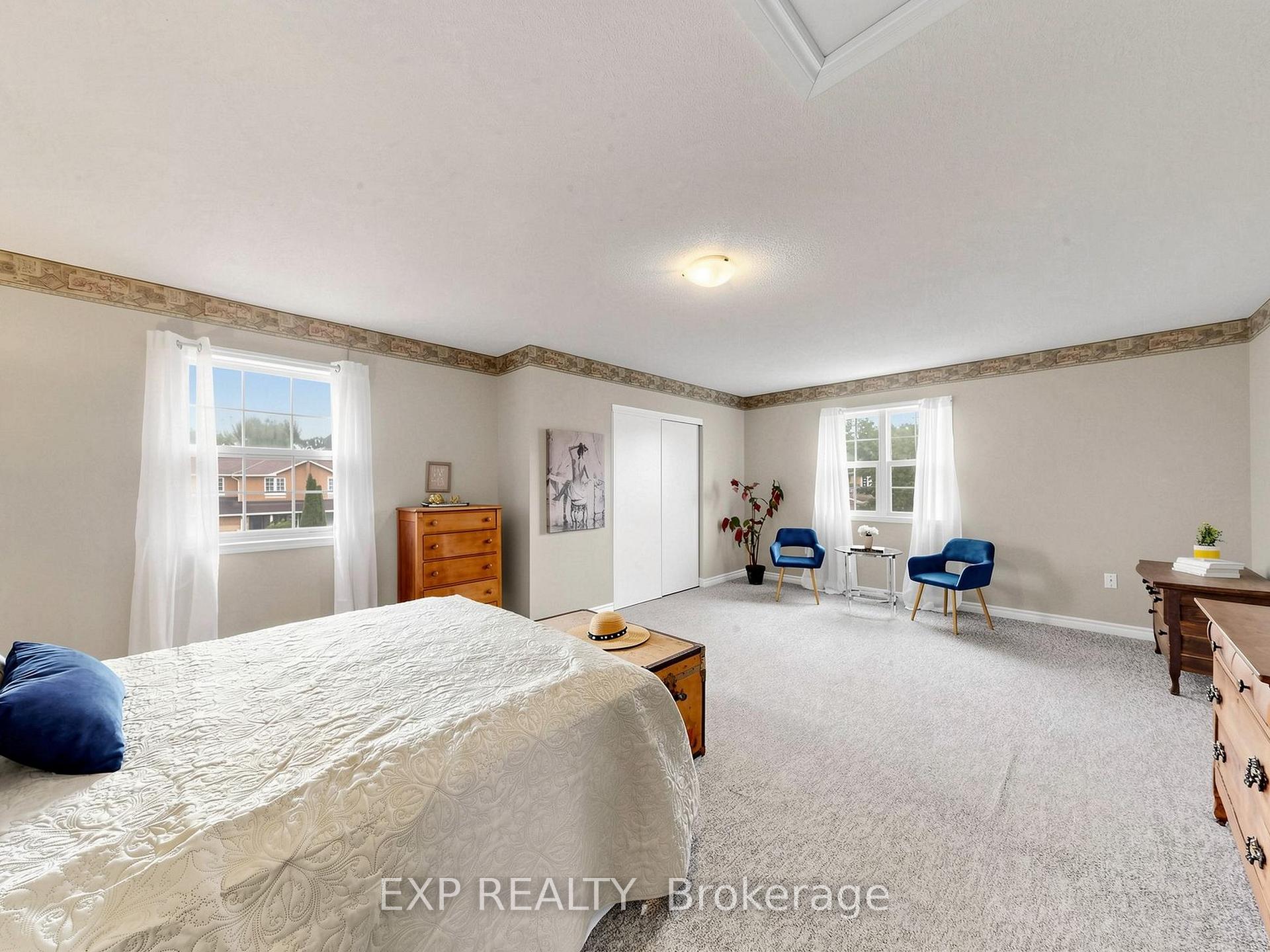 Photo 29 of 33 Wrendale Crescent, Georgina, Keswick South — HOMEH