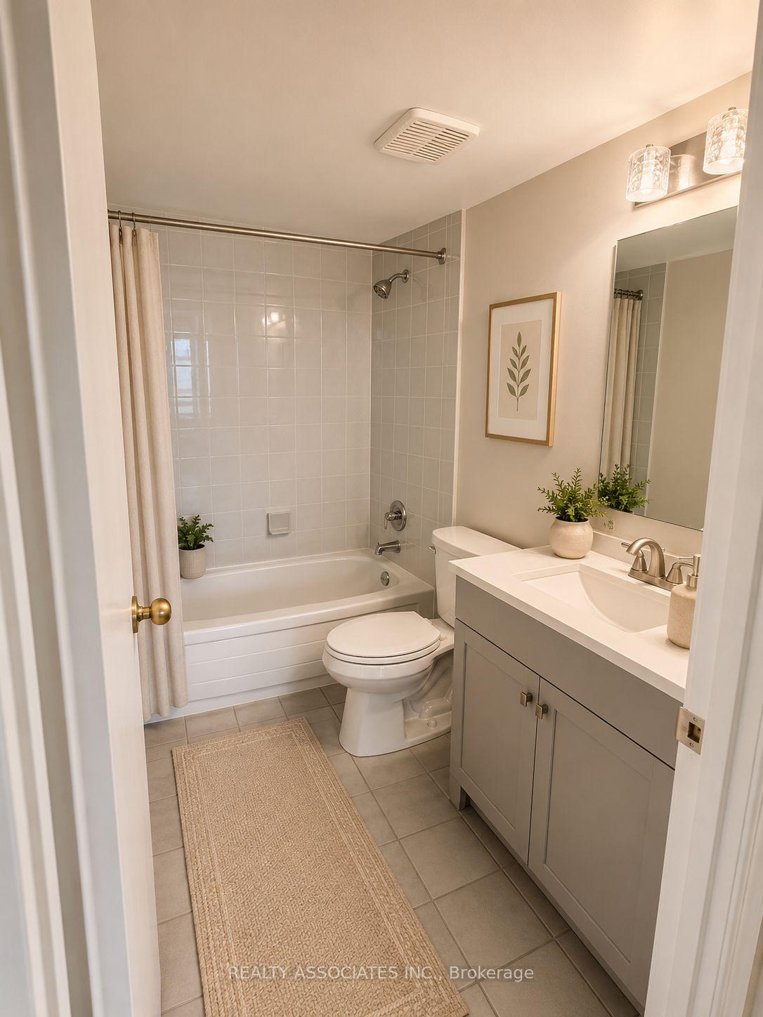 Photo 6 of Unit 2213, 4185 Shipp Drive, Mississauga, City Centre — HOMEH