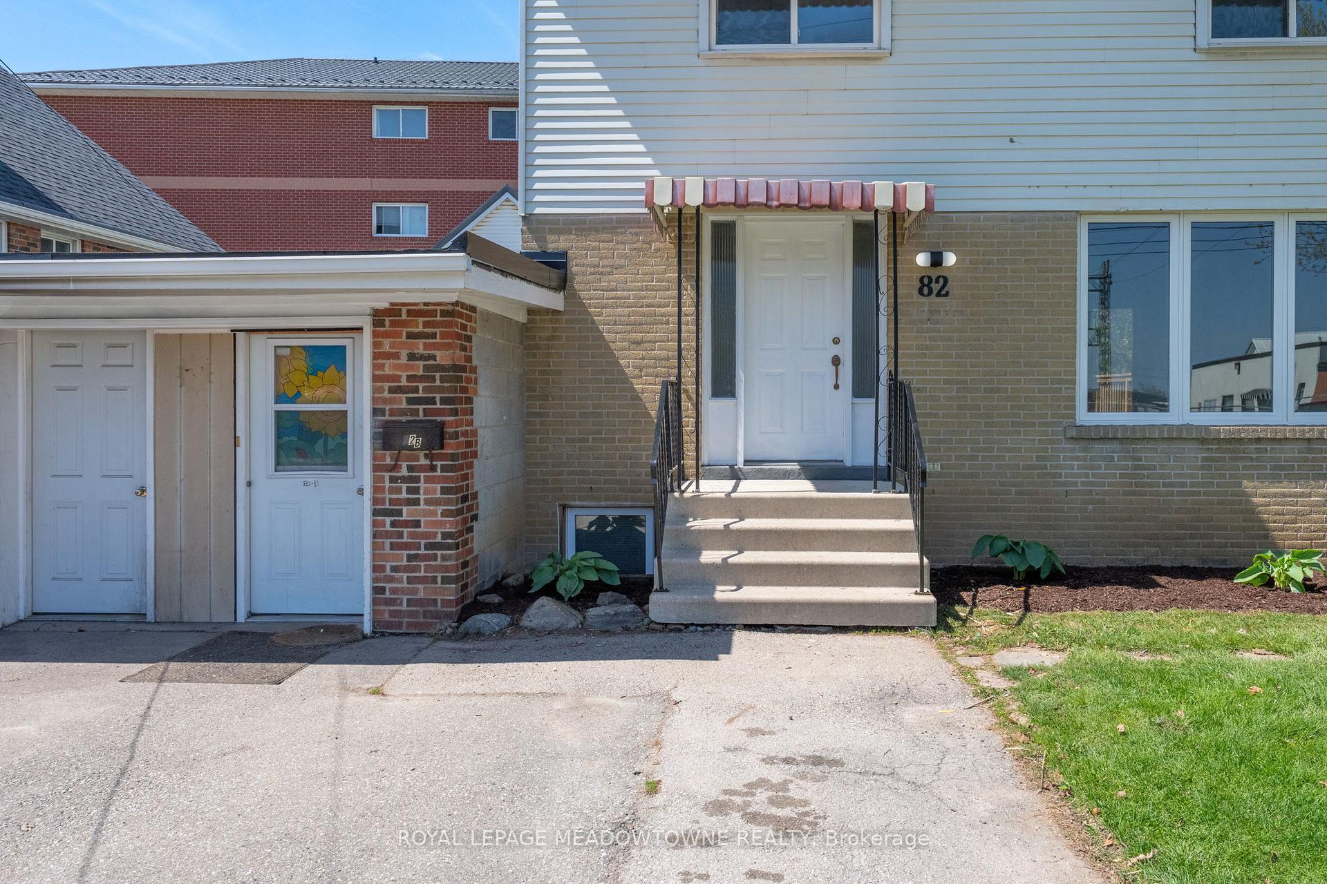 Photo 3 of 82 Maple Avenue, Halton Hills, Georgetown — HOMEH