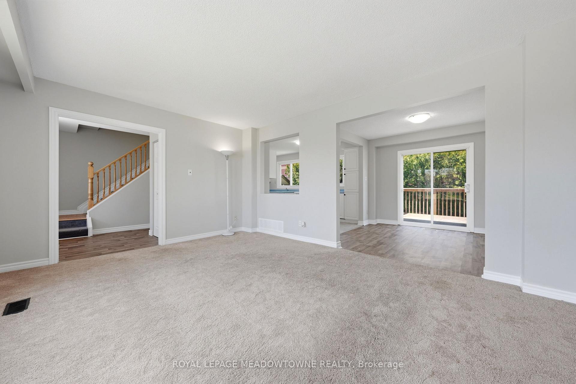 Photo 7 of 82 Maple Avenue, Halton Hills, Georgetown — HOMEH