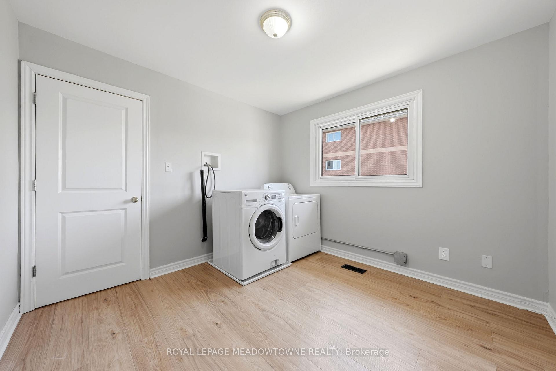 Photo 14 of 82 Maple Avenue, Halton Hills, Georgetown — HOMEH