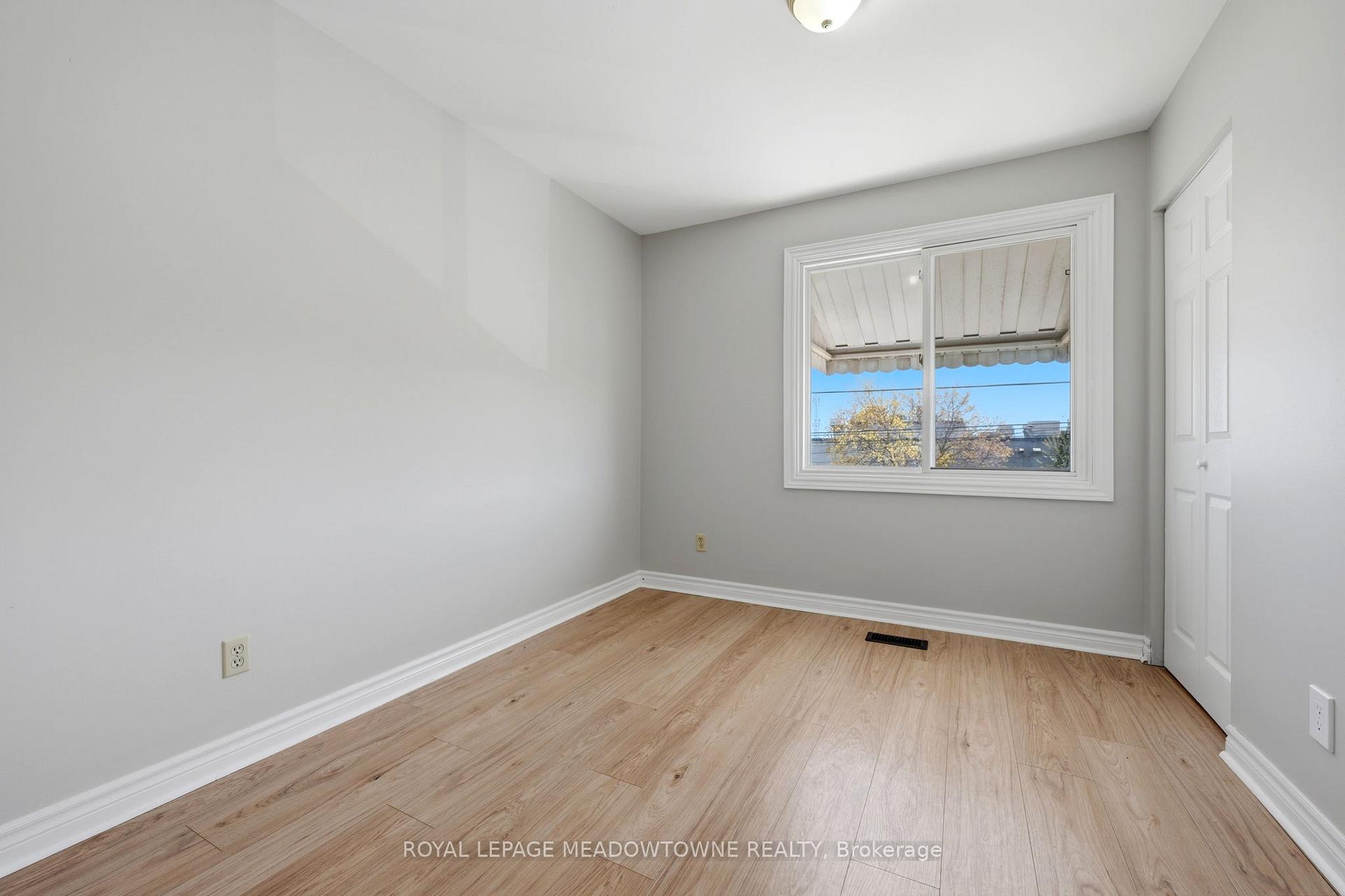Photo 15 of 82 Maple Avenue, Halton Hills, Georgetown — HOMEH