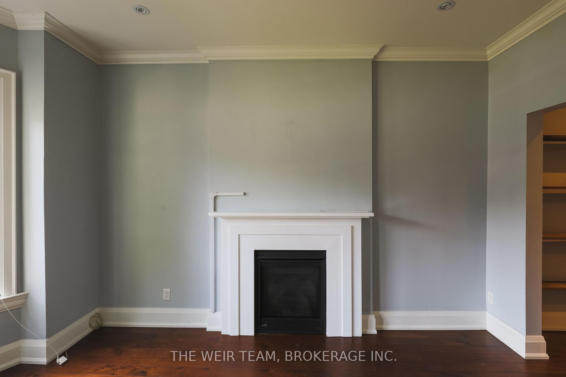 Photo 5 of Unit Main, 672 Broadview Avenue, Toronto, North Riverdale — HOMEH