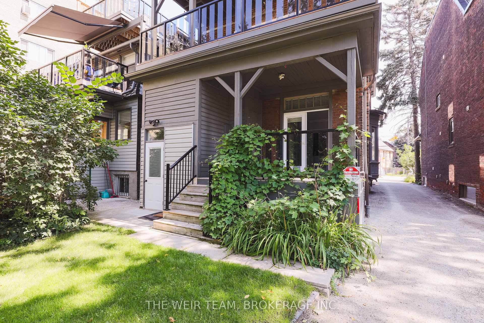 Photo 19 of Unit Main, 672 Broadview Avenue, Toronto, North Riverdale — HOMEH