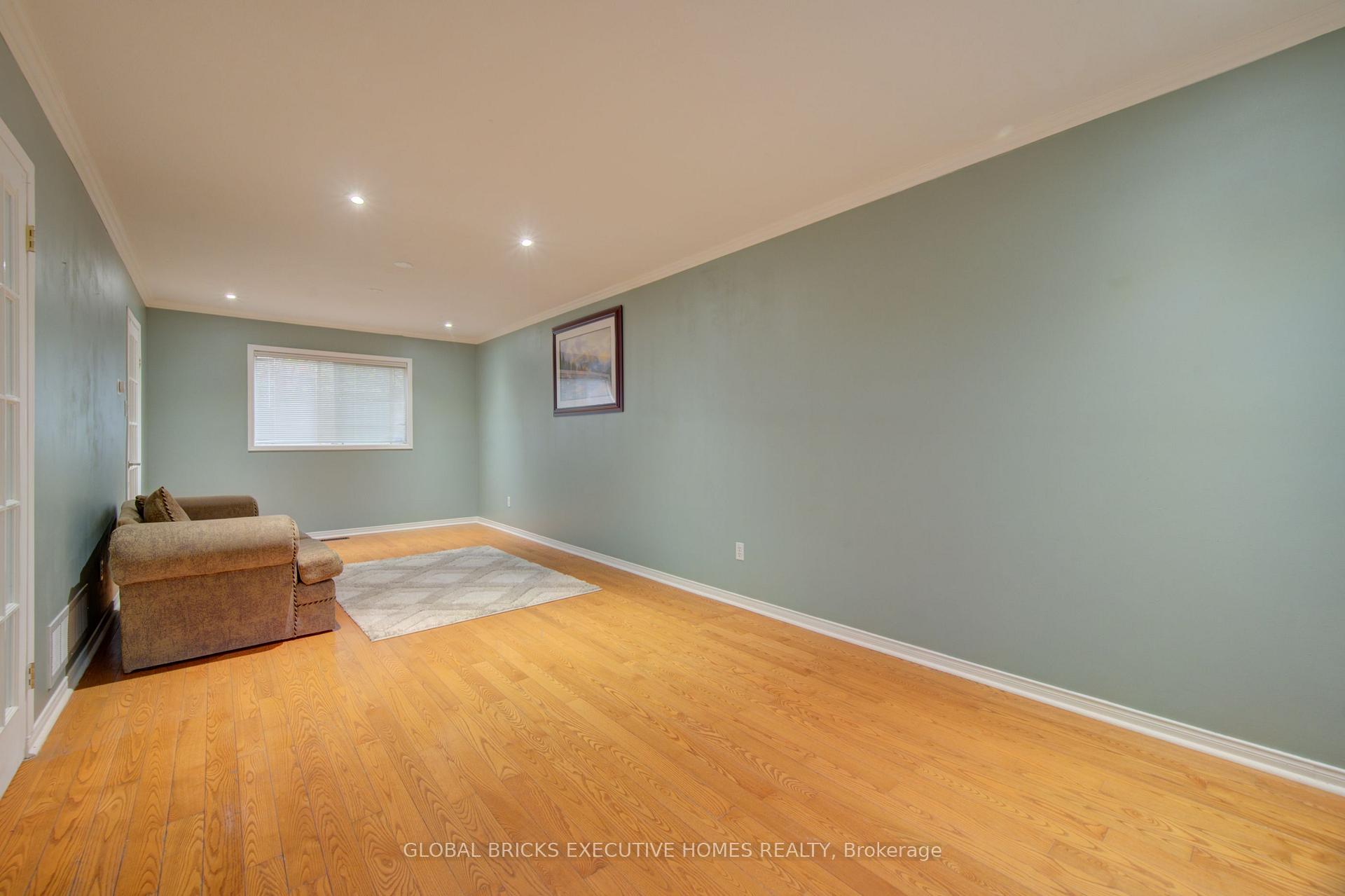 Photo 17 of 35 Attwood Drive, Cambridge, Fiddlesticks — HOMEH