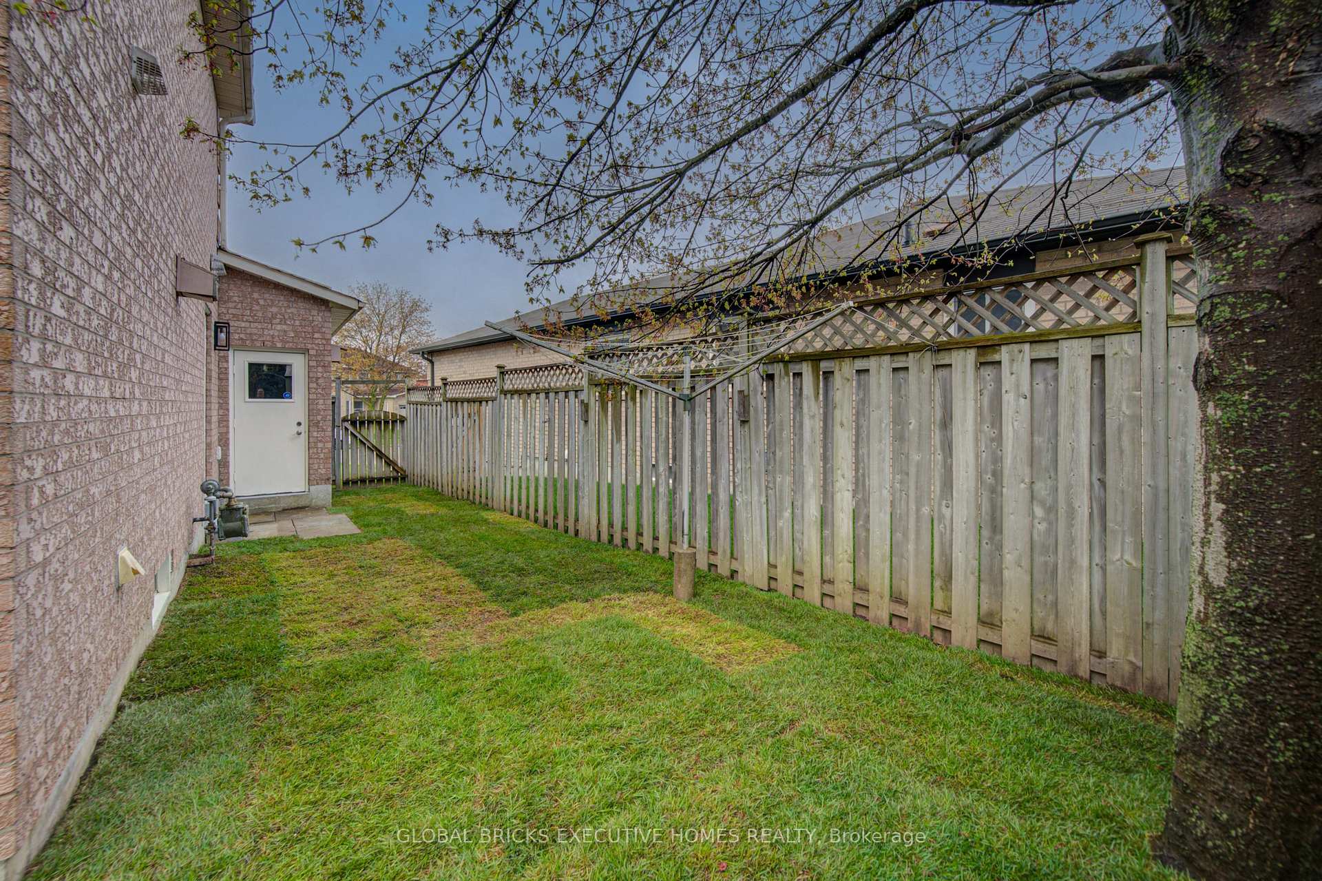 Photo 45 of 35 Attwood Drive, Cambridge, Fiddlesticks — HOMEH