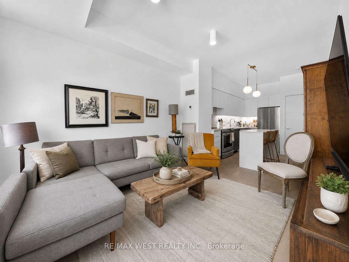 Photo 1 of Unit 215, 601 Kingston Road, Toronto, The Beaches — HOMEH