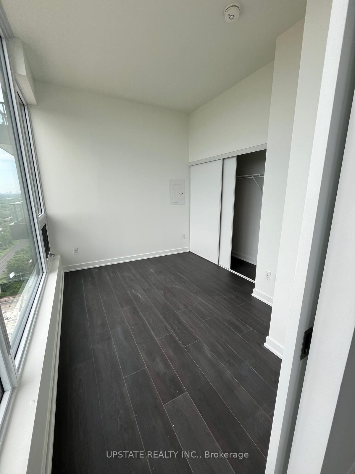 Photo 6 of Unit 2008, 28 Ann Street, Mississauga, Port Credit — HOMEH