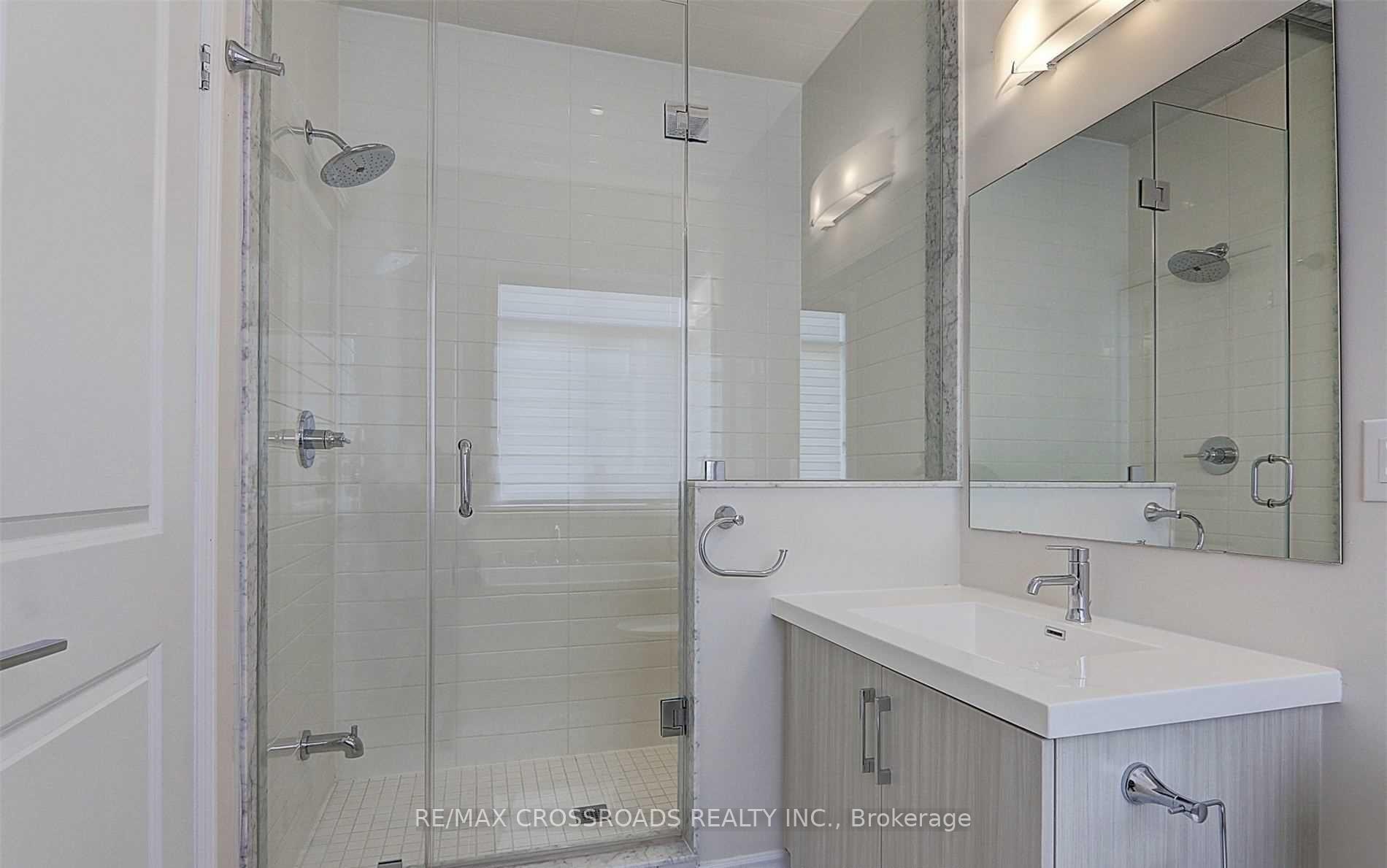 Photo 14 of 35 Carrville Woods Circle, Vaughan, Patterson — HOMEH
