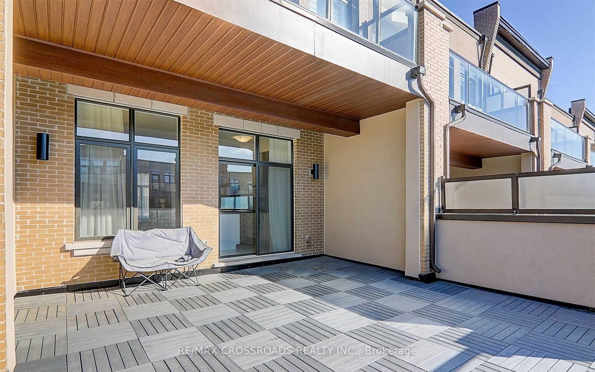 Photo 18 of 35 Carrville Woods Circle, Vaughan, Patterson — HOMEH