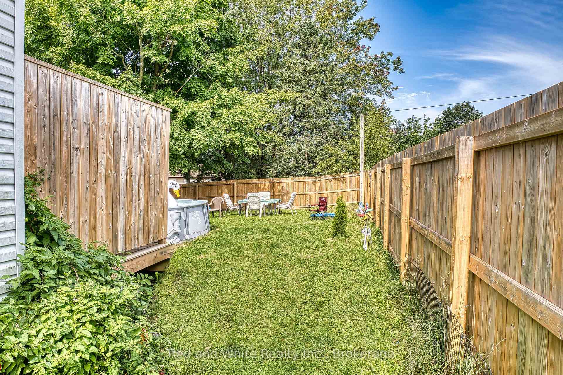 Photo 6 of 80 Carling Terrace, North Huron, Wingham — HOMEH