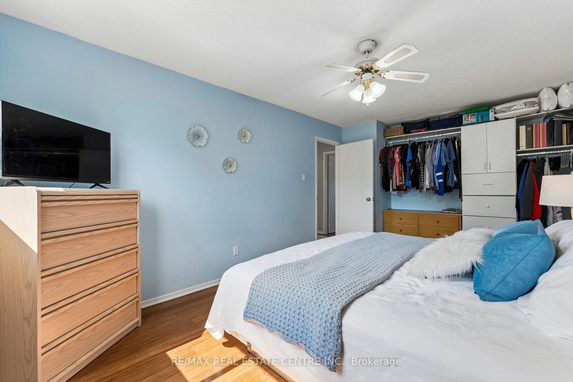 Photo 24 of 29 Blueridge Square, Brampton, Heart Lake West — HOMEH