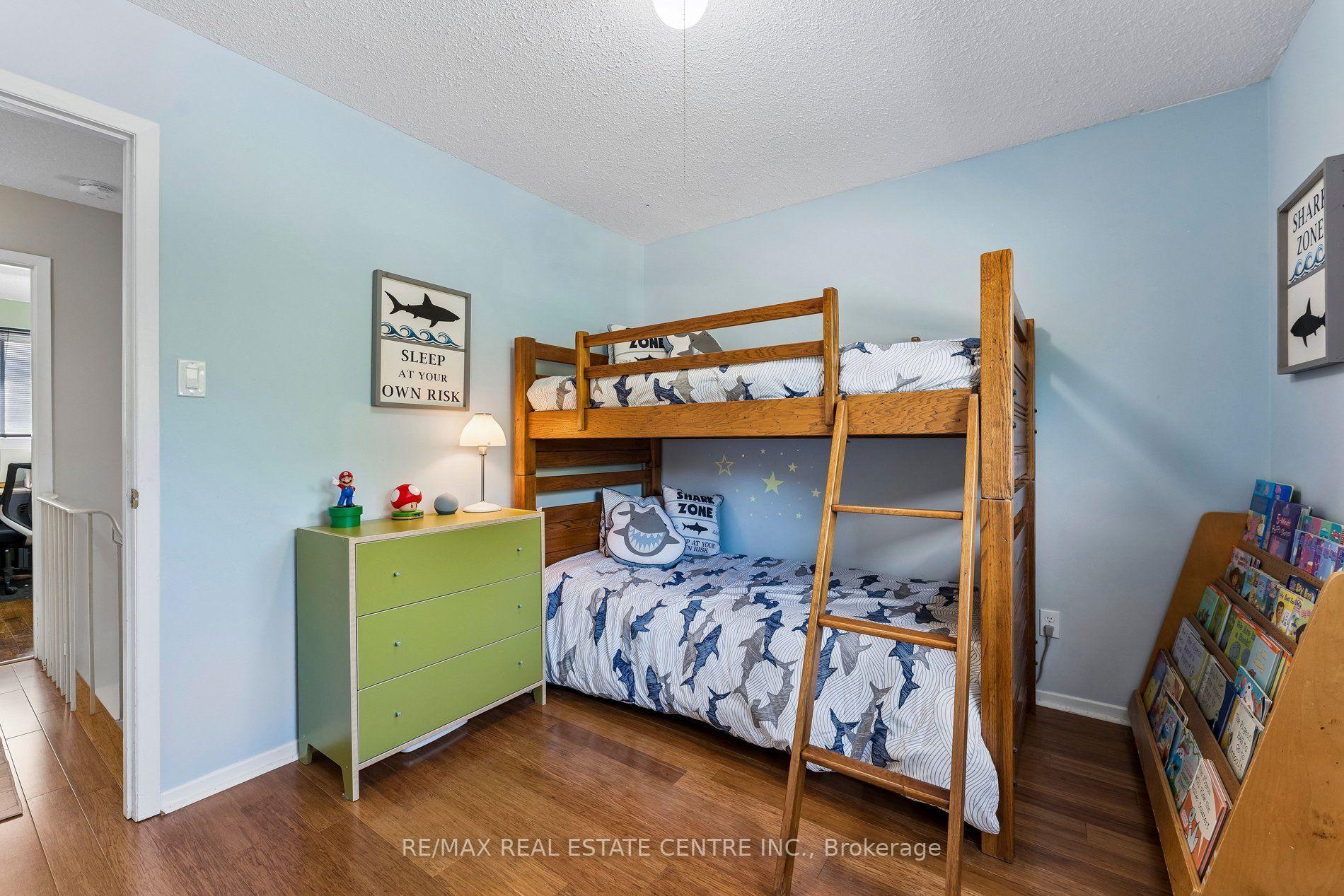 Photo 29 of 29 Blueridge Square, Brampton, Heart Lake West — HOMEH