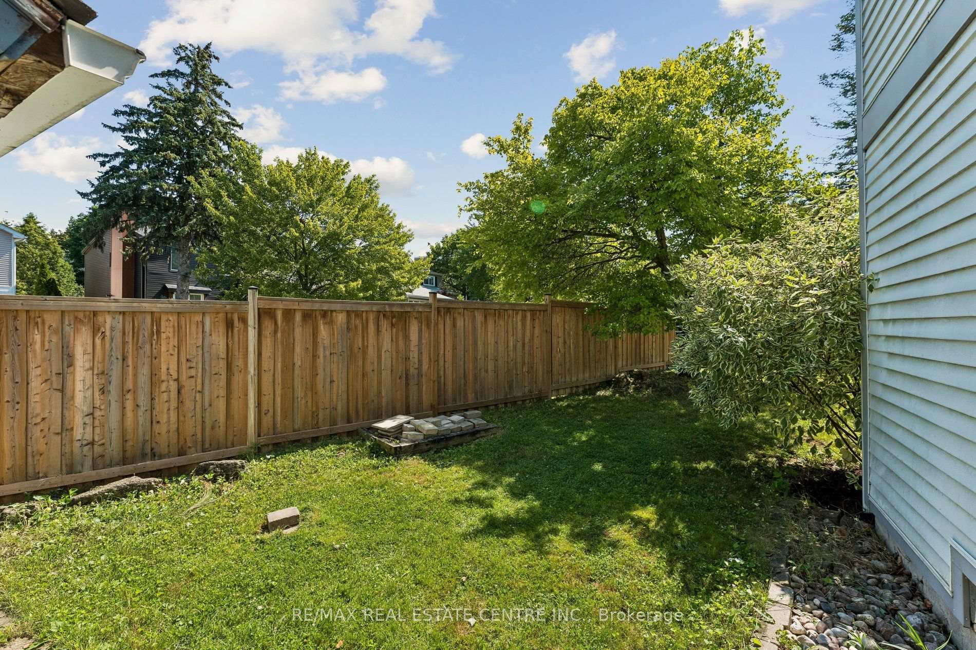 Photo 44 of 29 Blueridge Square, Brampton, Heart Lake West — HOMEH