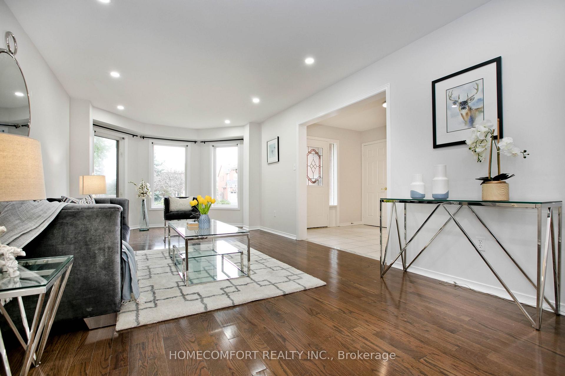 Photo 3 of 5813 Fieldon Road, Mississauga, Central Erin Mills — HOMEH