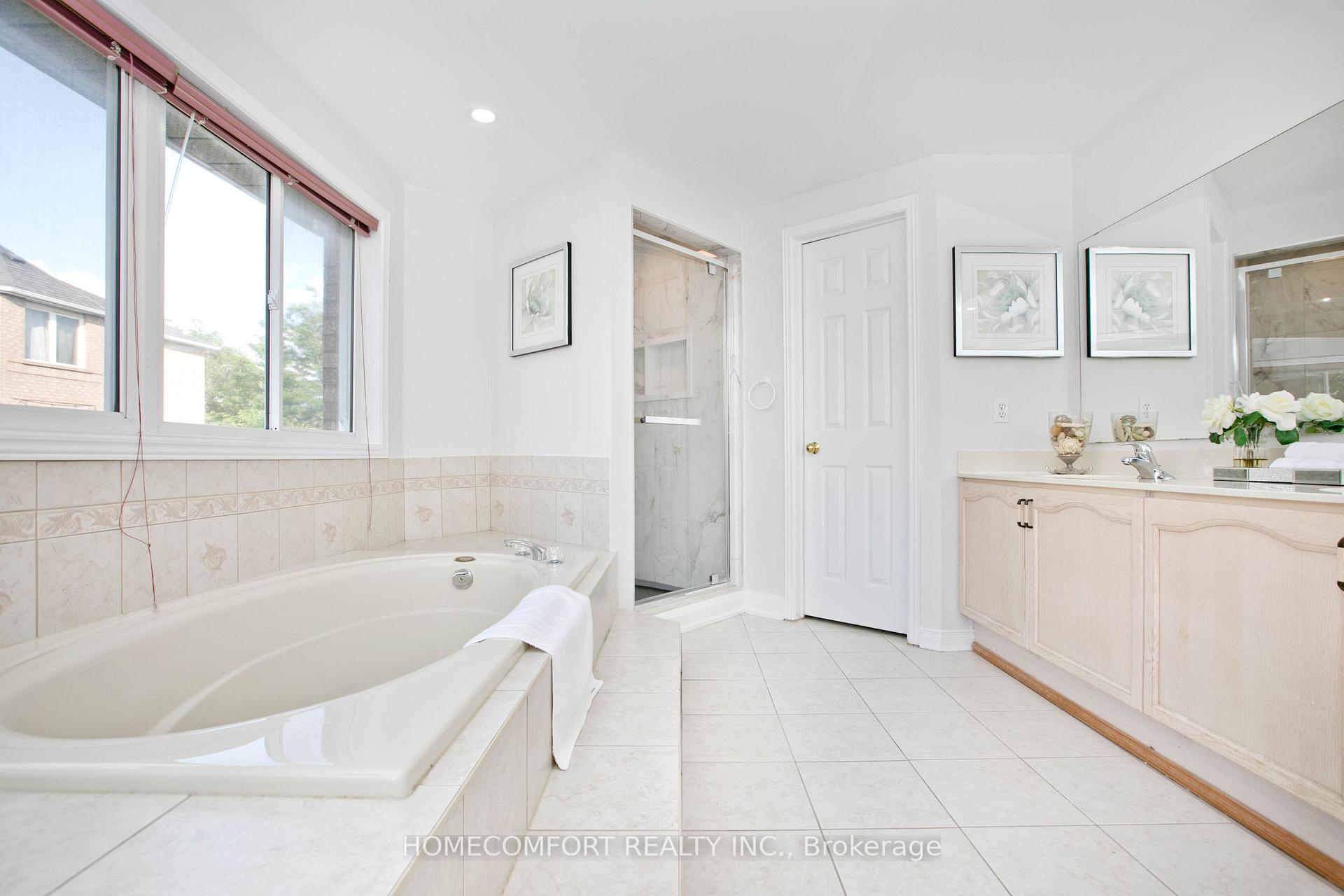 Photo 25 of 5813 Fieldon Road, Mississauga, Central Erin Mills — HOMEH