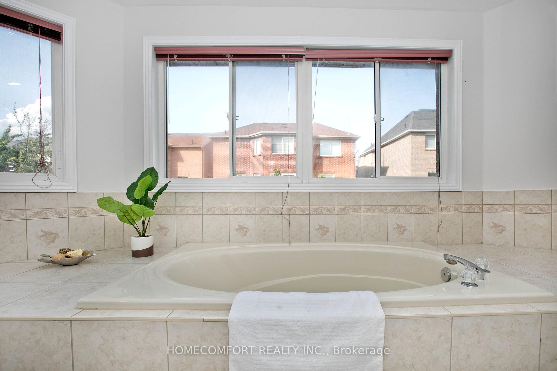 Photo 26 of 5813 Fieldon Road, Mississauga, Central Erin Mills — HOMEH