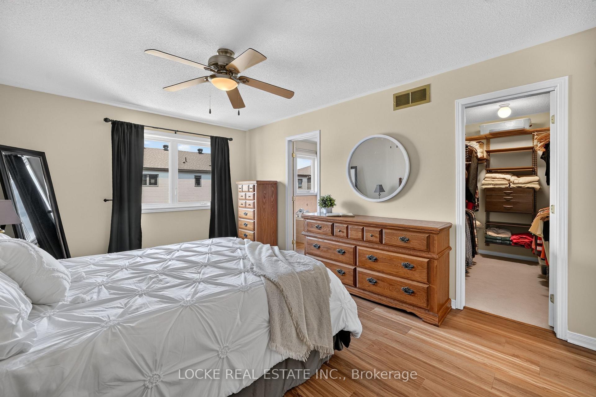 Photo 23 of 1127 Brasseur Crescent, Ottawa, Fallingbrook/Gardenway South — HOMEH