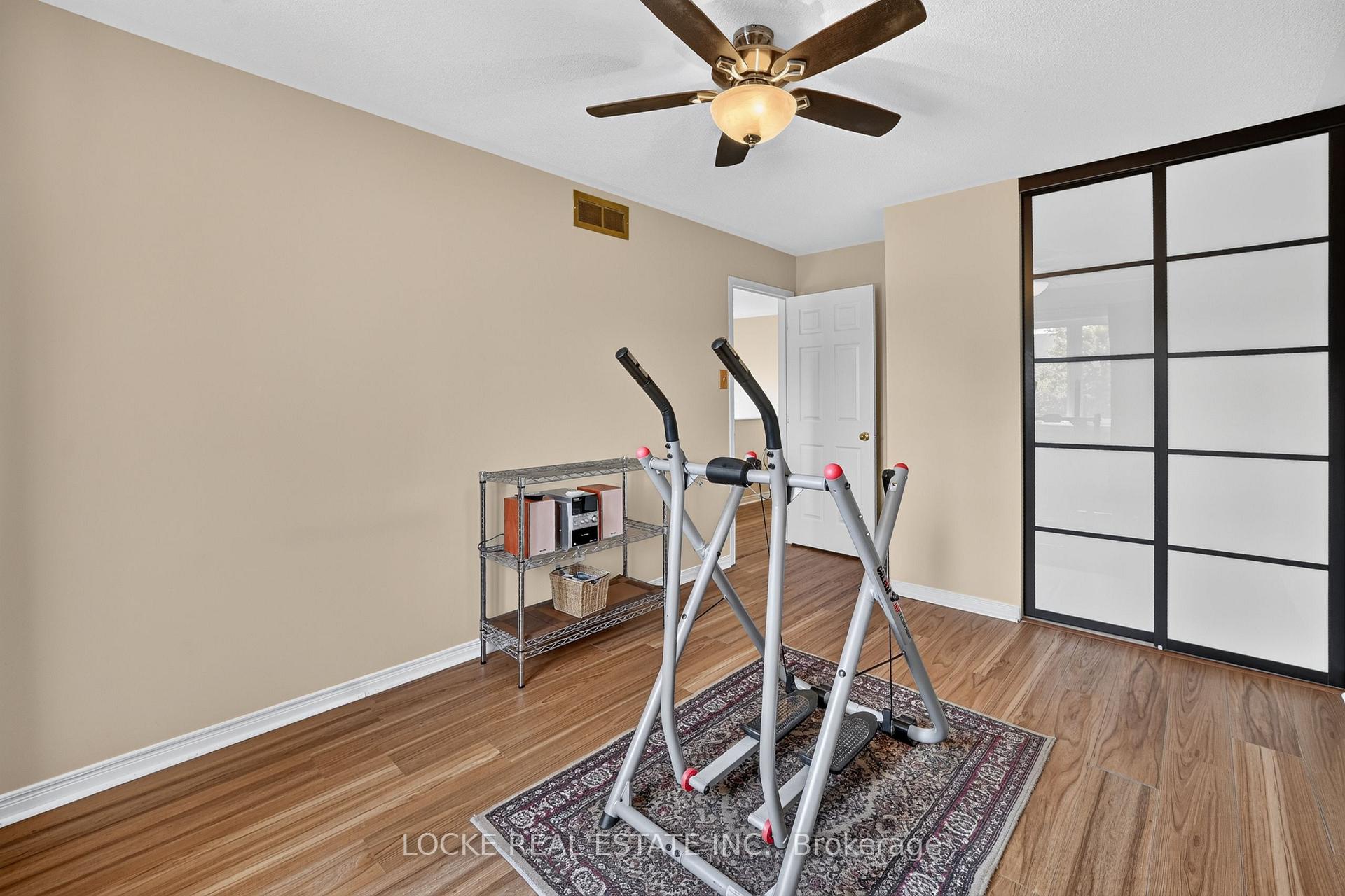 Photo 34 of 1127 Brasseur Crescent, Ottawa, Fallingbrook/Gardenway South — HOMEH
